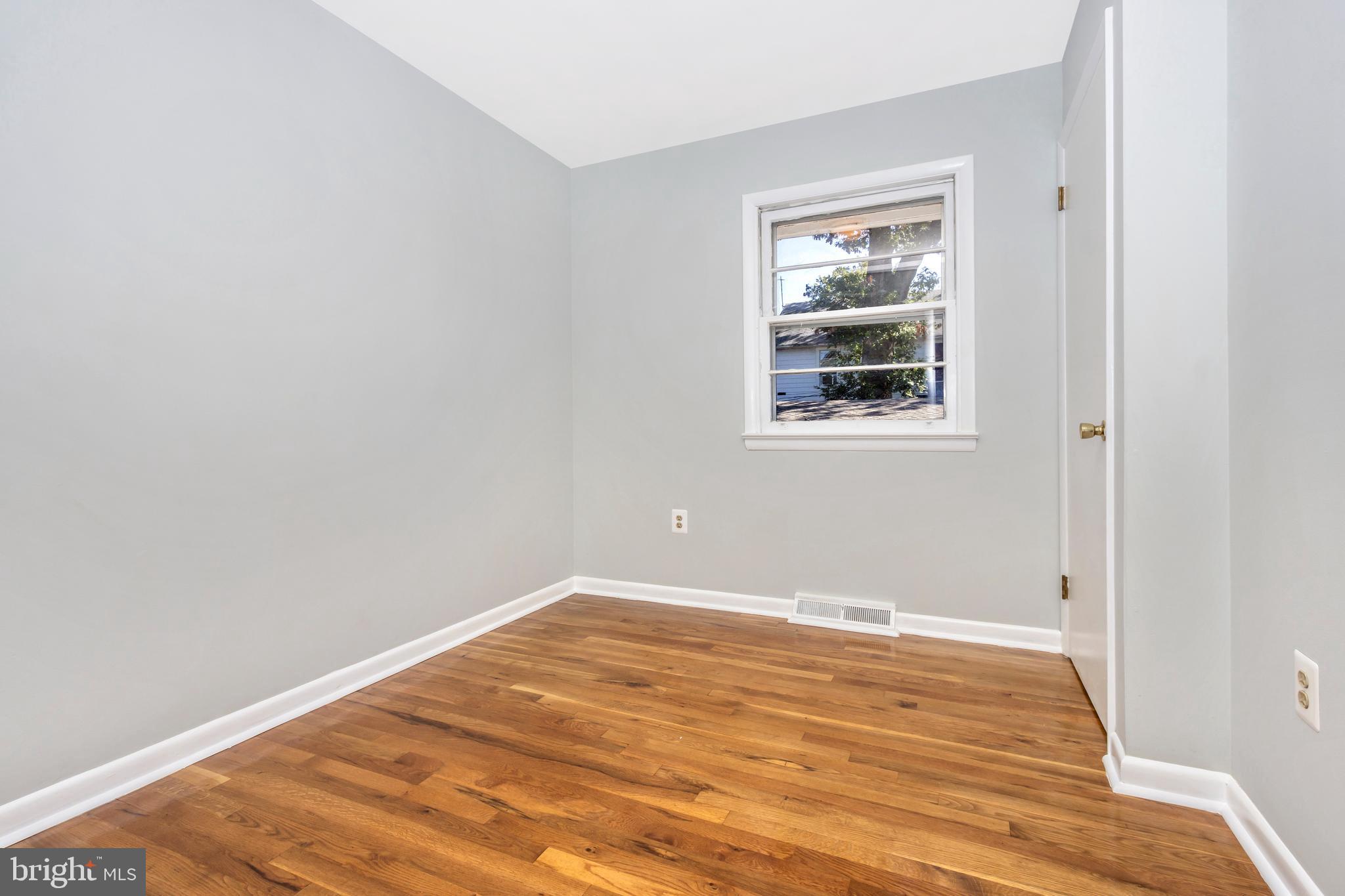 WINDSOR HILLS - Residential