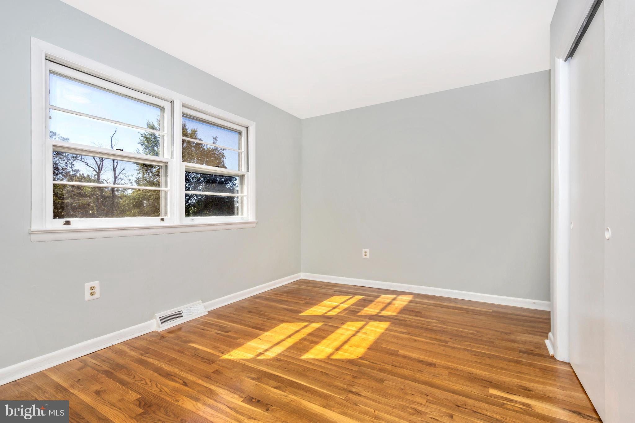 WINDSOR HILLS - Residential