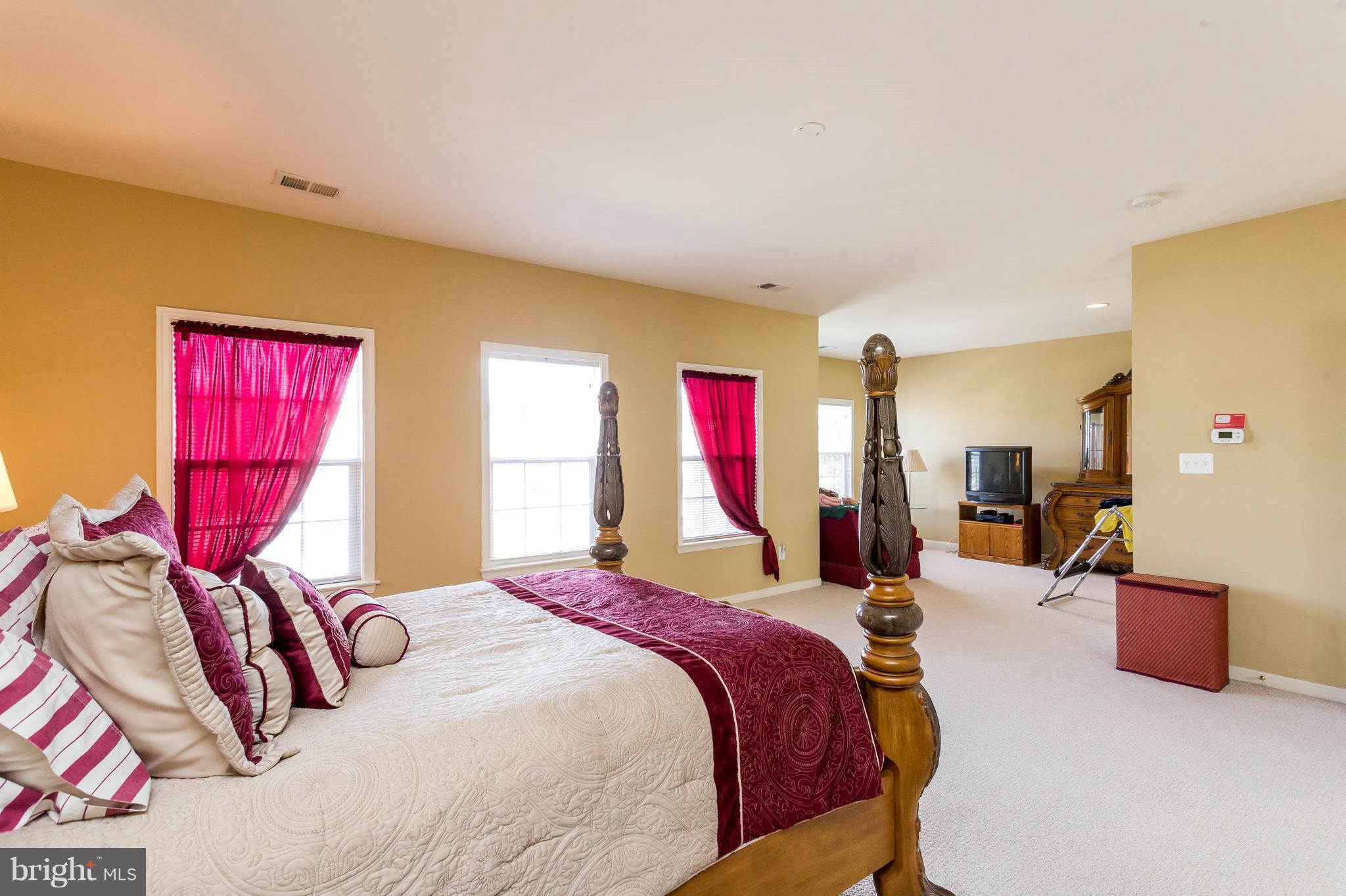 LANIER FARMS - Residential