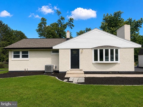 Photo of 607 Newberry Road, MIDDLETOWN, PA 17057 (MLS # PADA2063510)