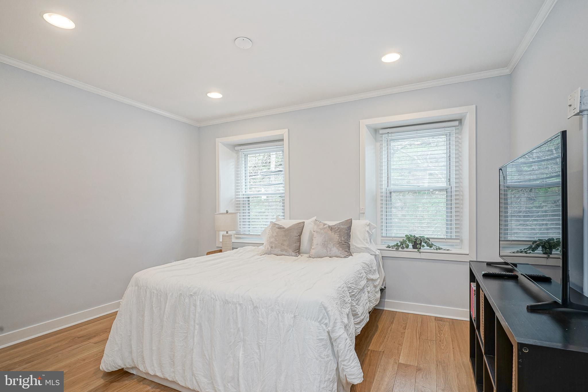 MANAYUNK - Residential