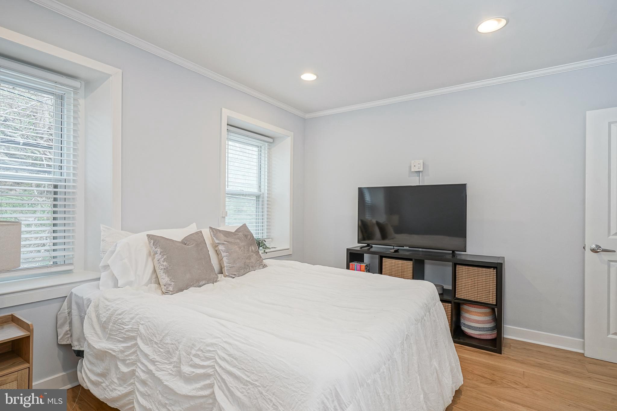 MANAYUNK - Residential