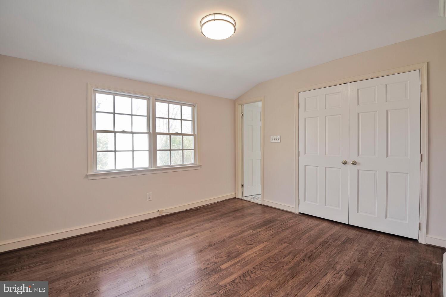 BURNING TREE VIEW - Residential Lease