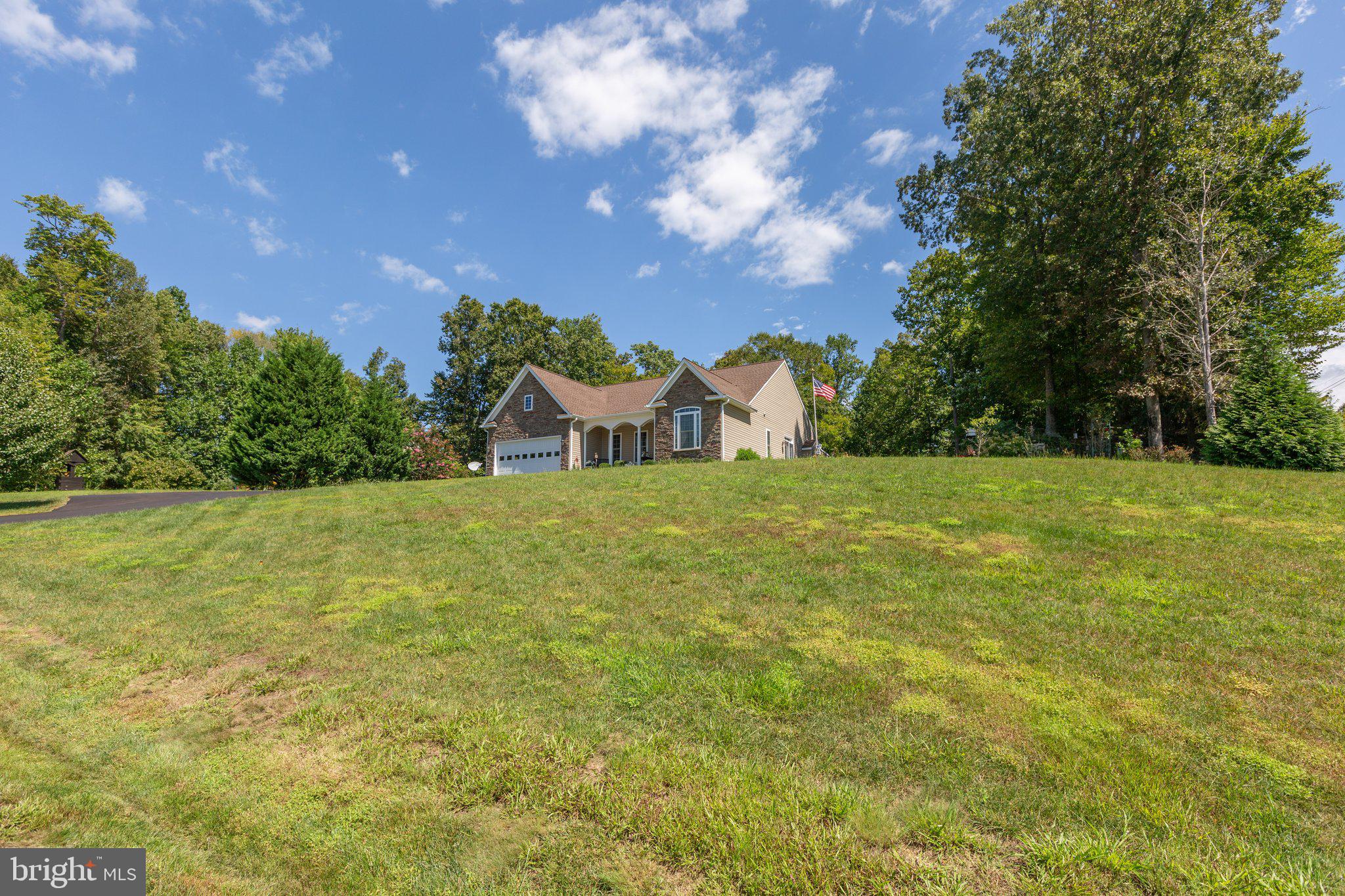 SOUTHERN HILLS ESTATES - Residential