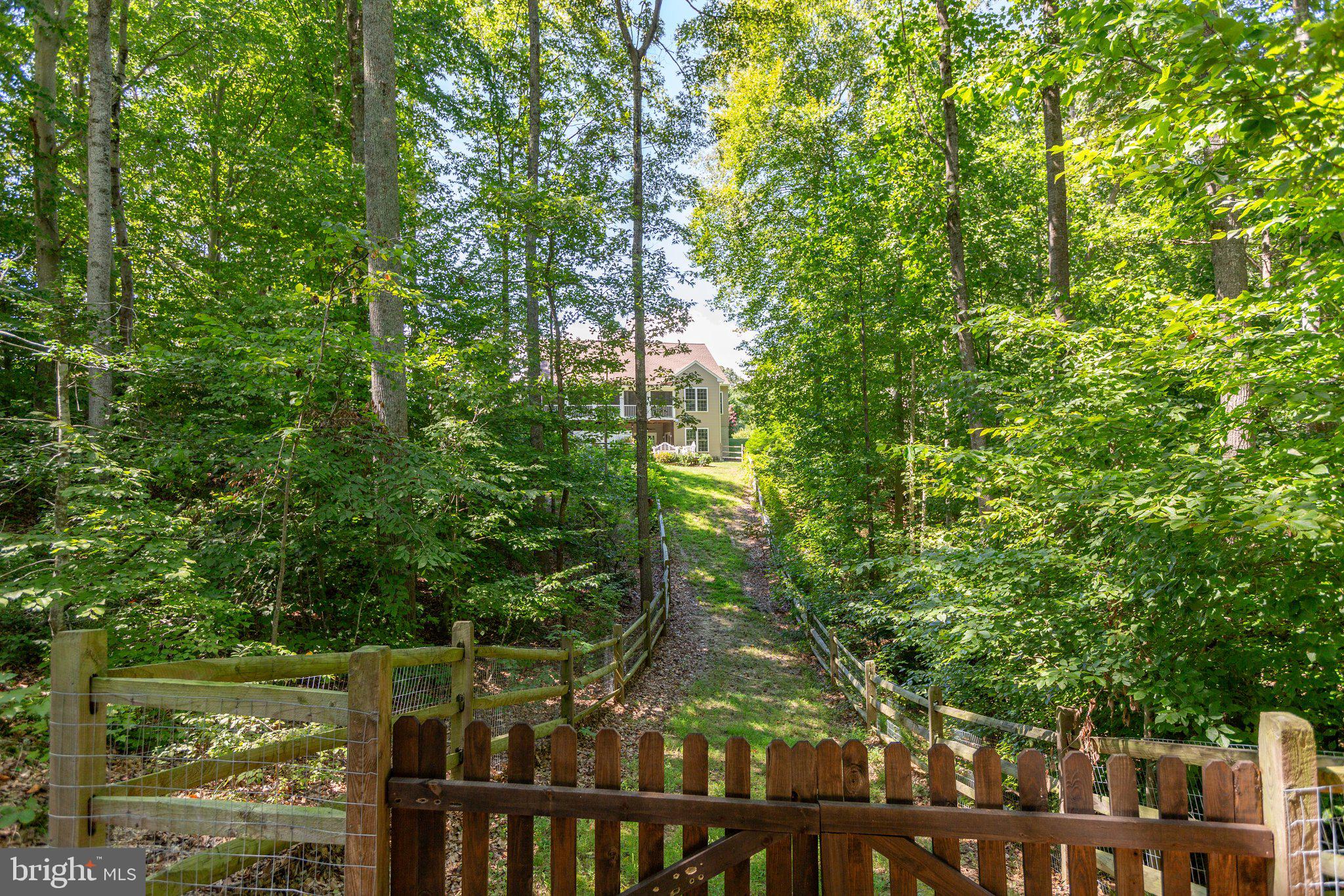 SOUTHERN HILLS ESTATES - Residential