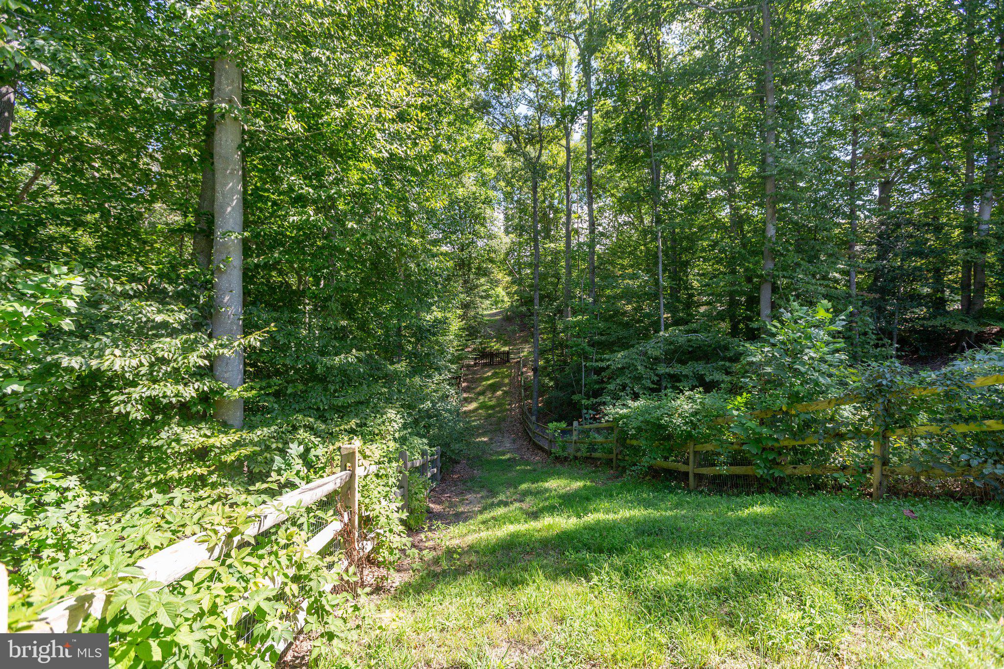 SOUTHERN HILLS ESTATES - Residential