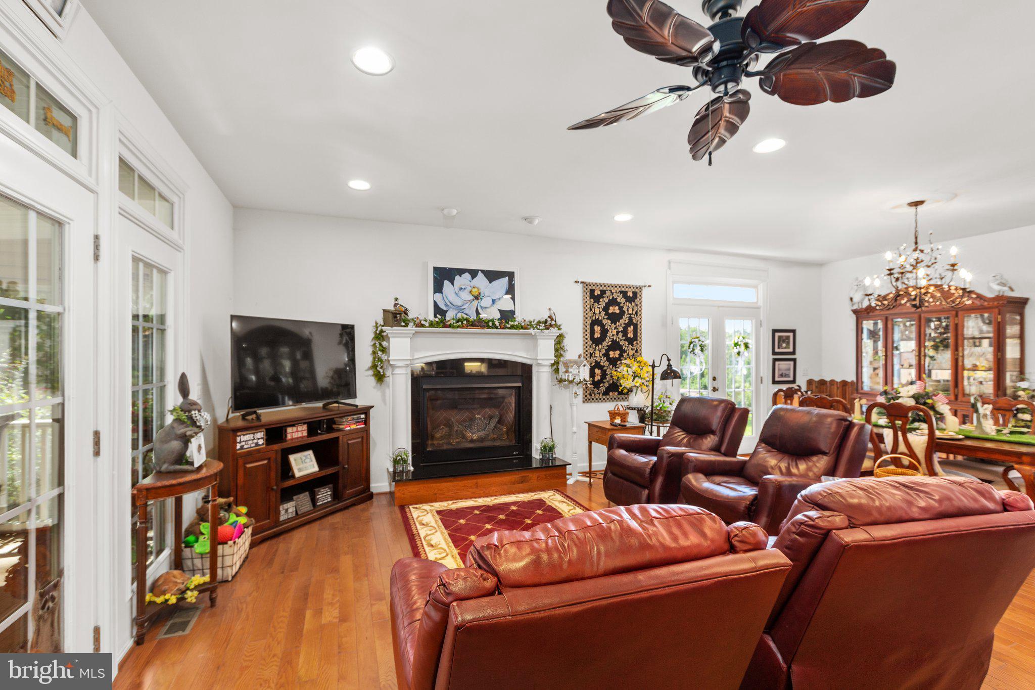 SOUTHERN HILLS ESTATES - Residential