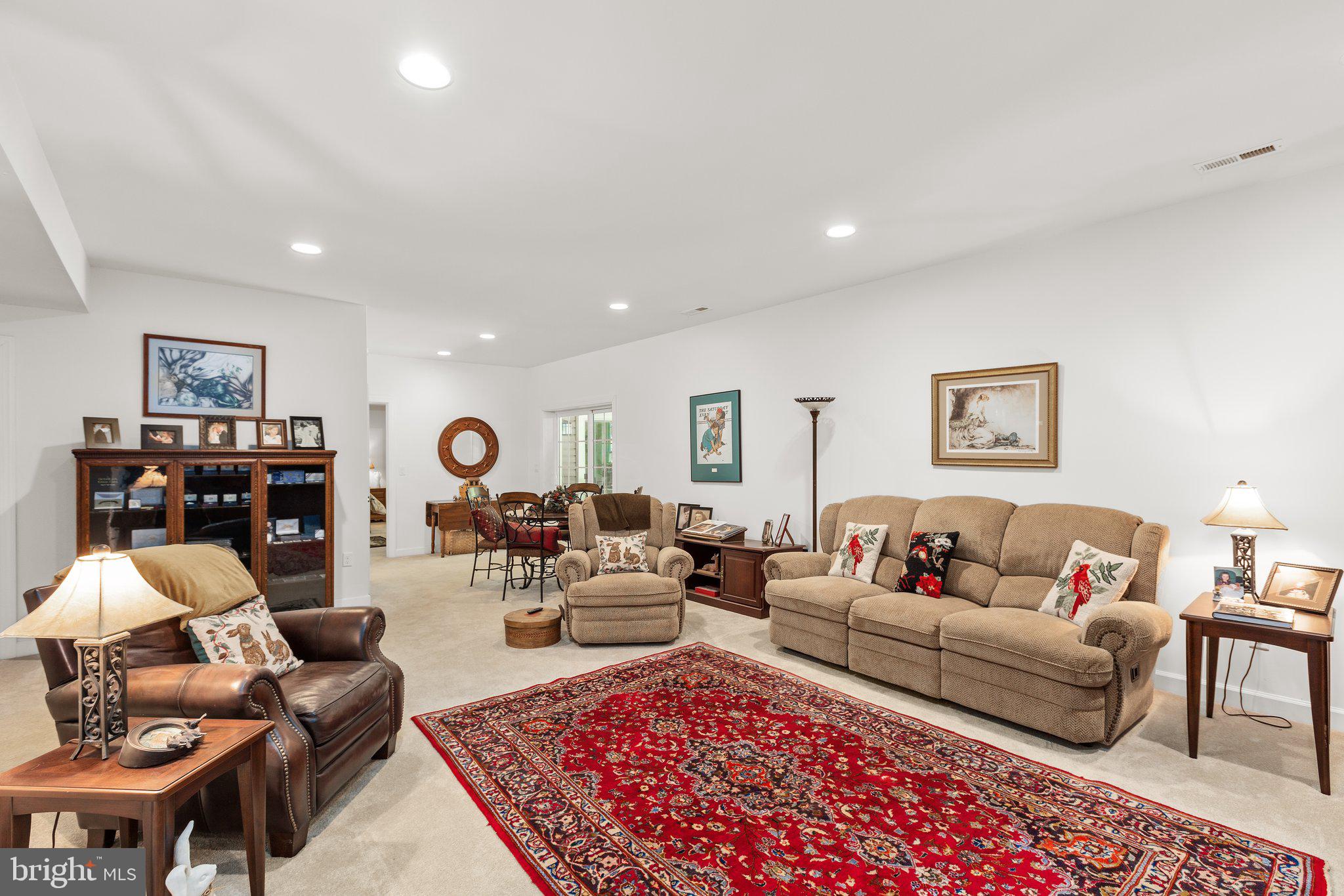 SOUTHERN HILLS ESTATES - Residential