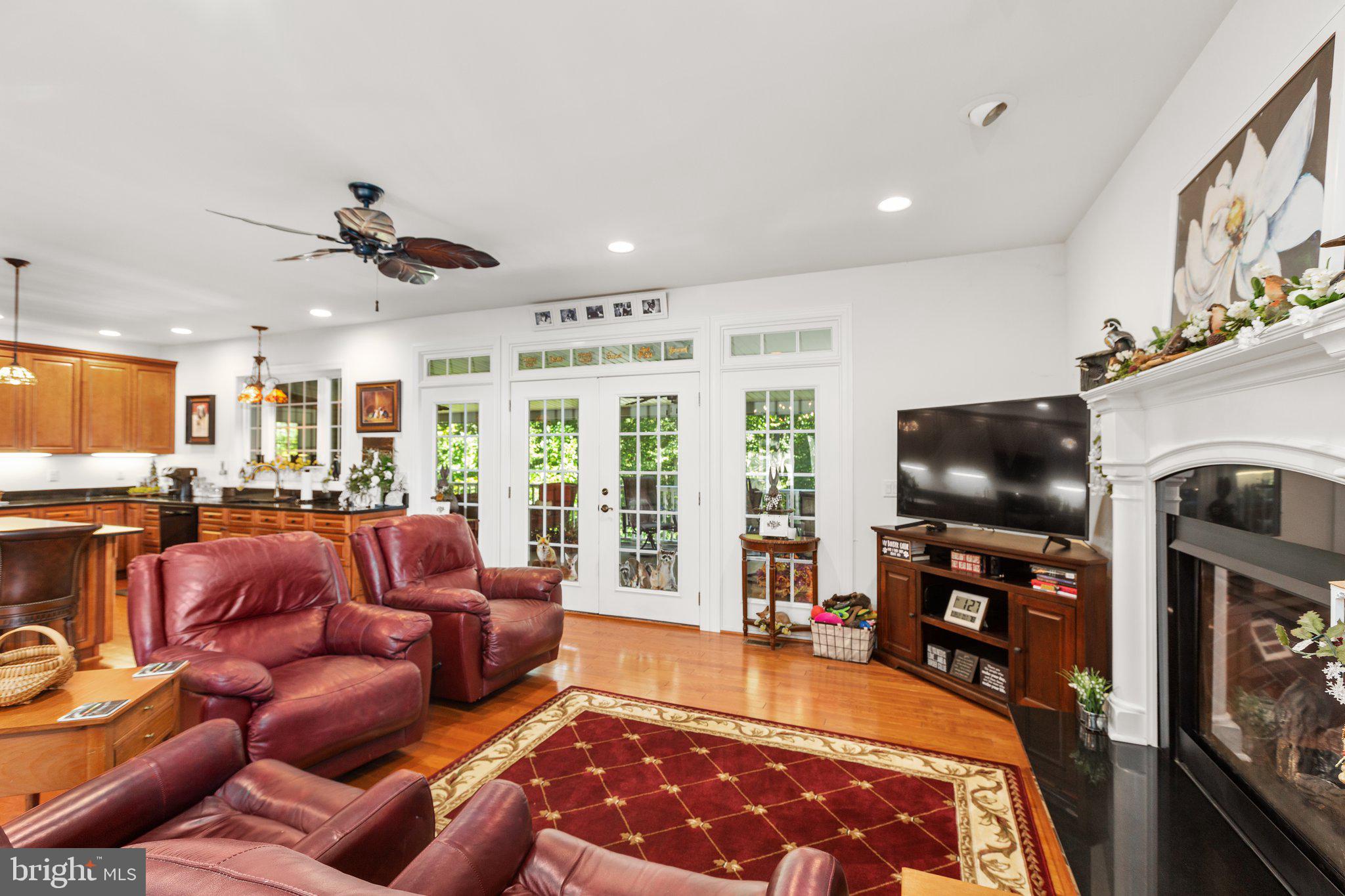 SOUTHERN HILLS ESTATES - Residential