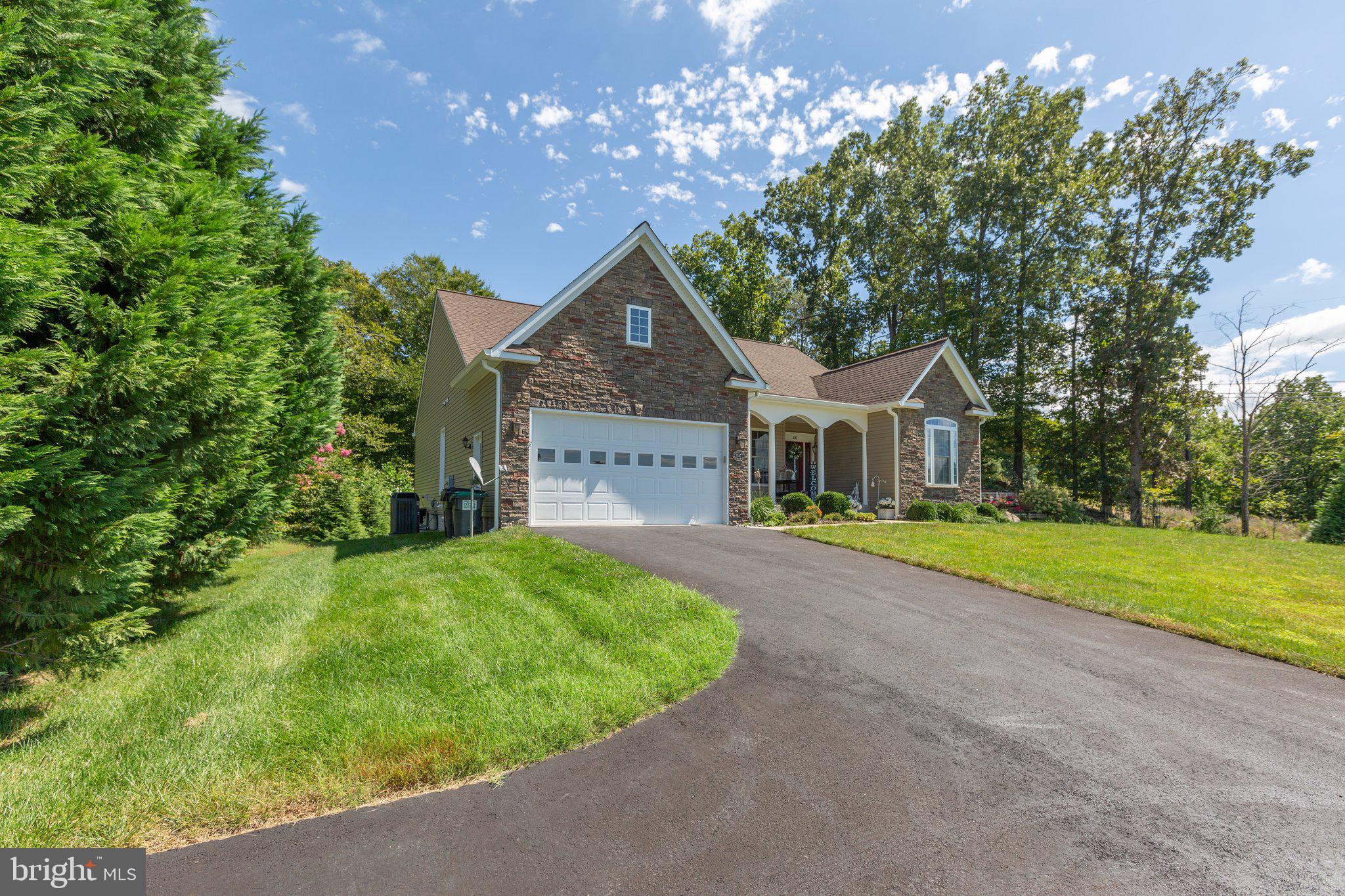 SOUTHERN HILLS ESTATES - Residential