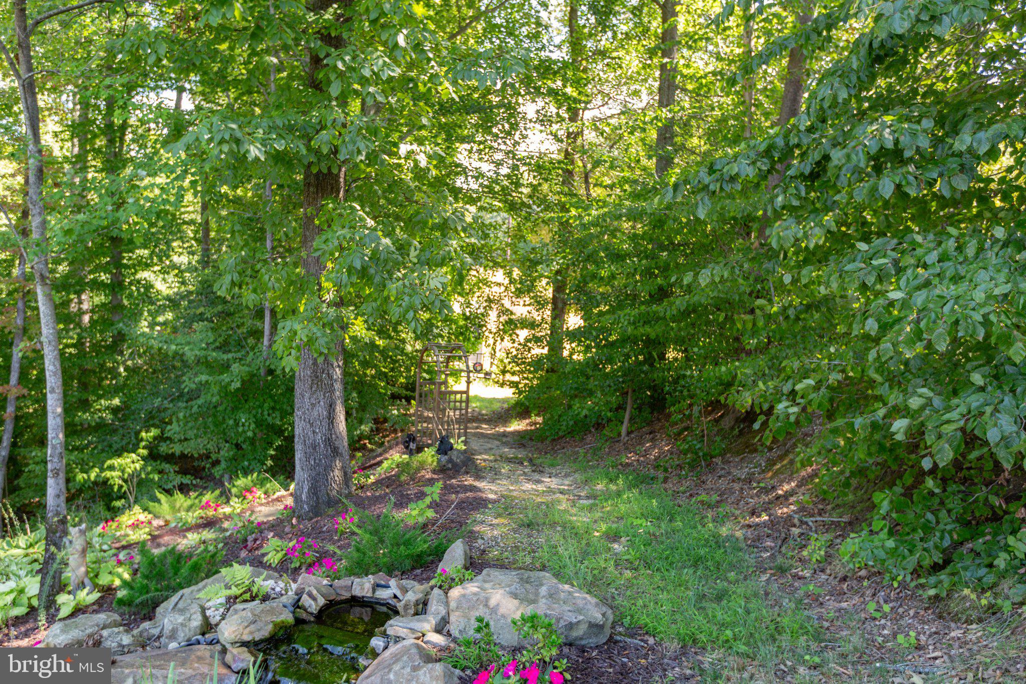 SOUTHERN HILLS ESTATES - Residential