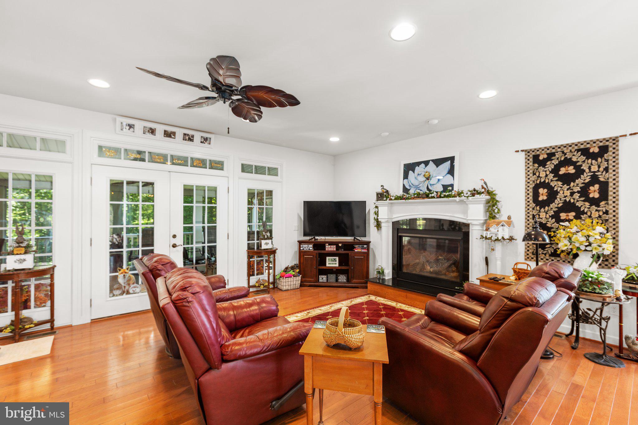 SOUTHERN HILLS ESTATES - Residential