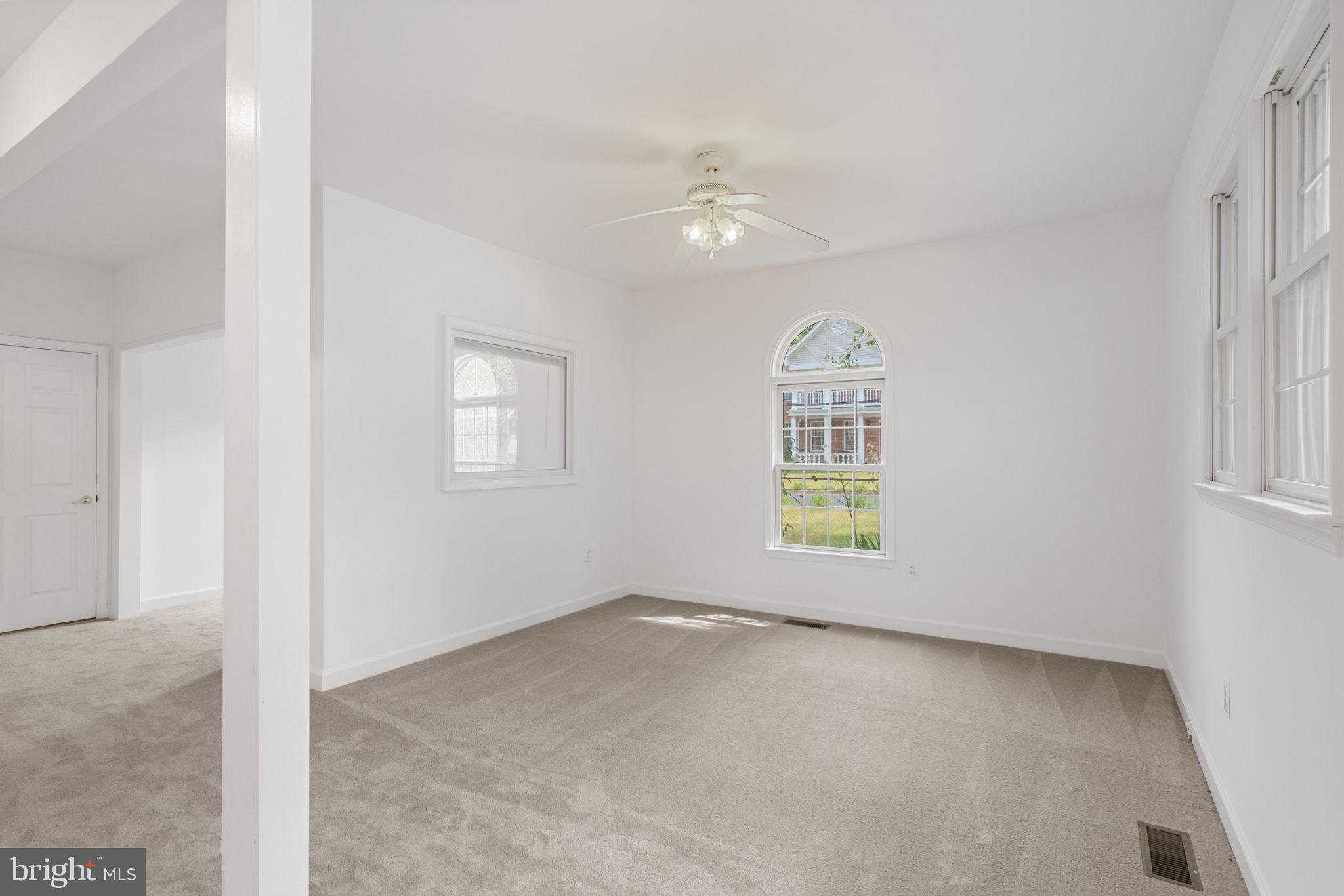 PT ROCKVILLE OUT RES. 3 - Residential