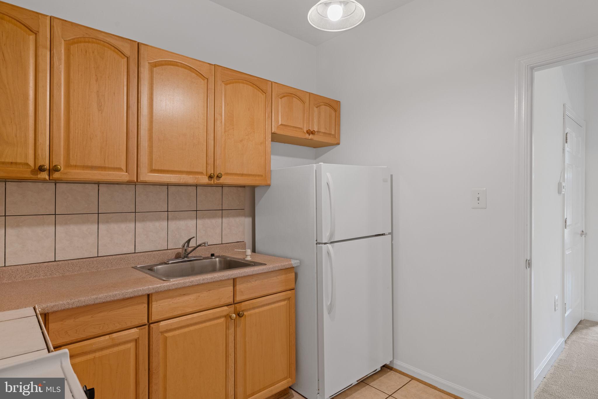 PT ROCKVILLE OUT RES. 3 - Residential