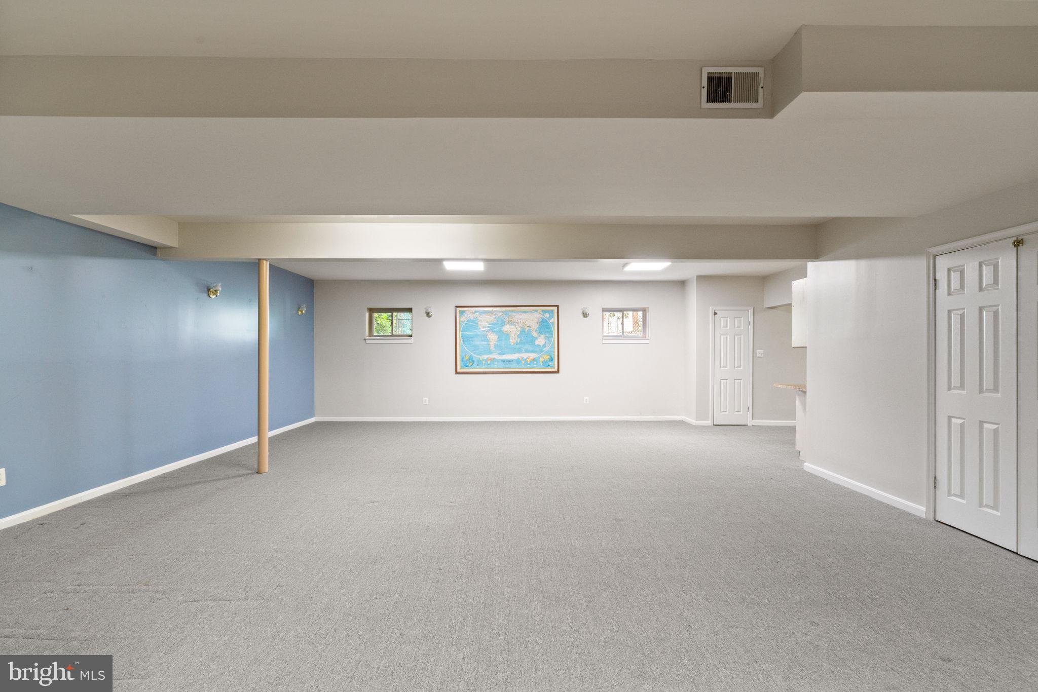 PT ROCKVILLE OUT RES. 3 - Residential