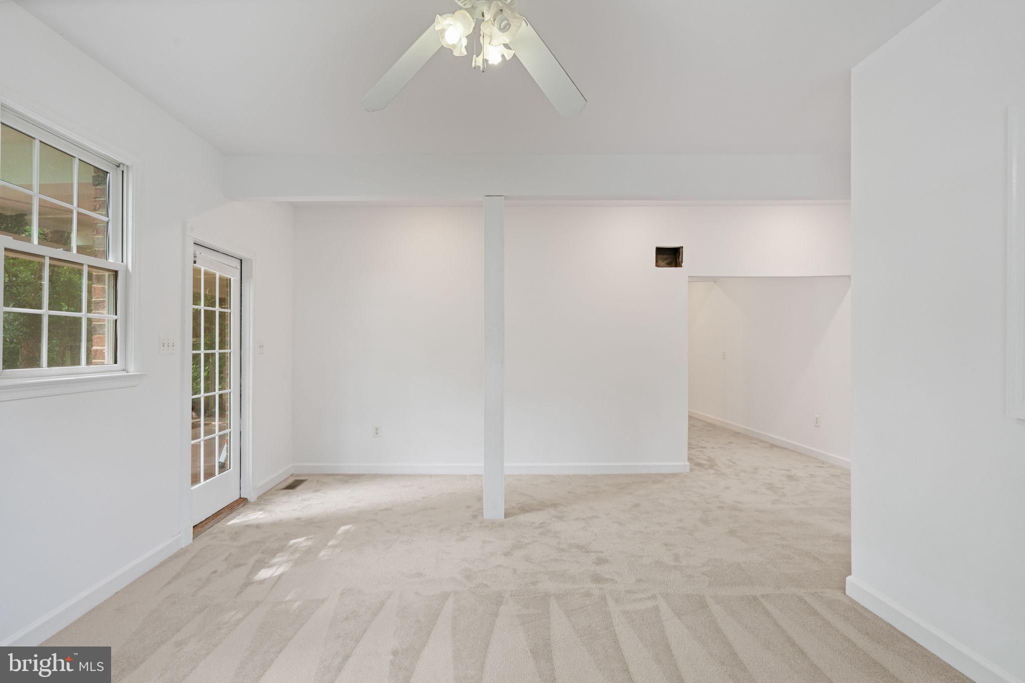 PT ROCKVILLE OUT RES. 3 - Residential