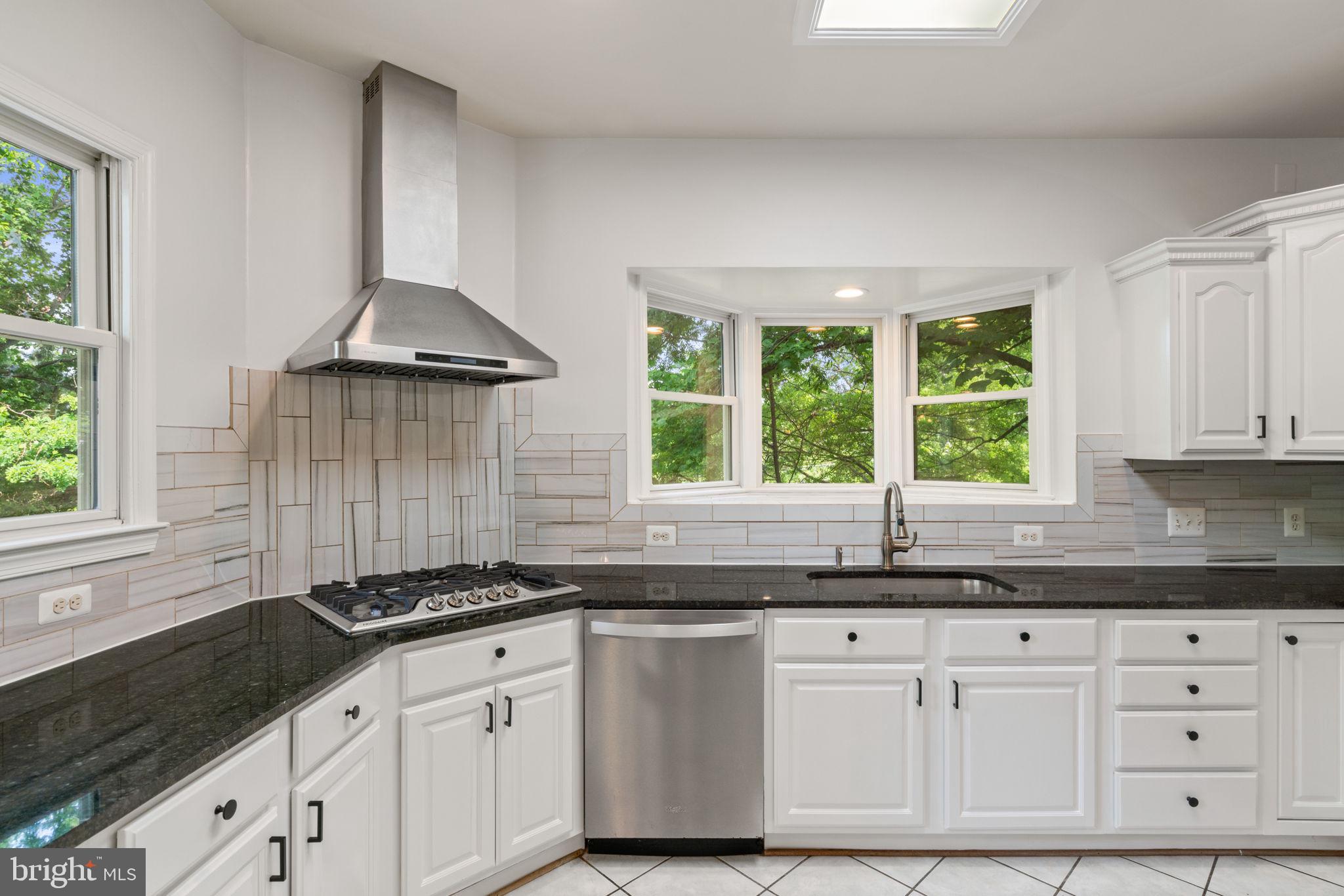 PT ROCKVILLE OUT RES. 3 - Residential