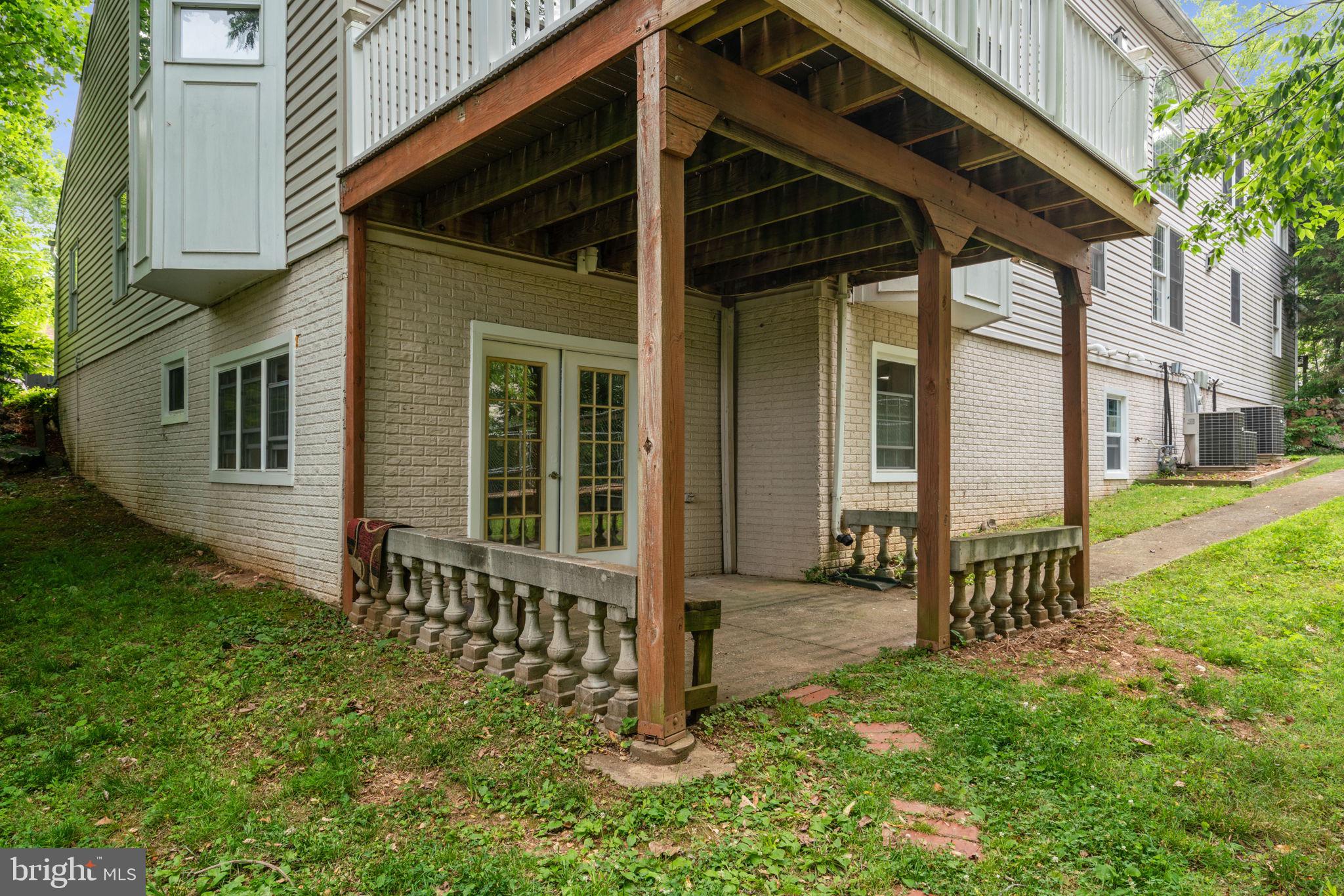 PT ROCKVILLE OUT RES. 3 - Residential