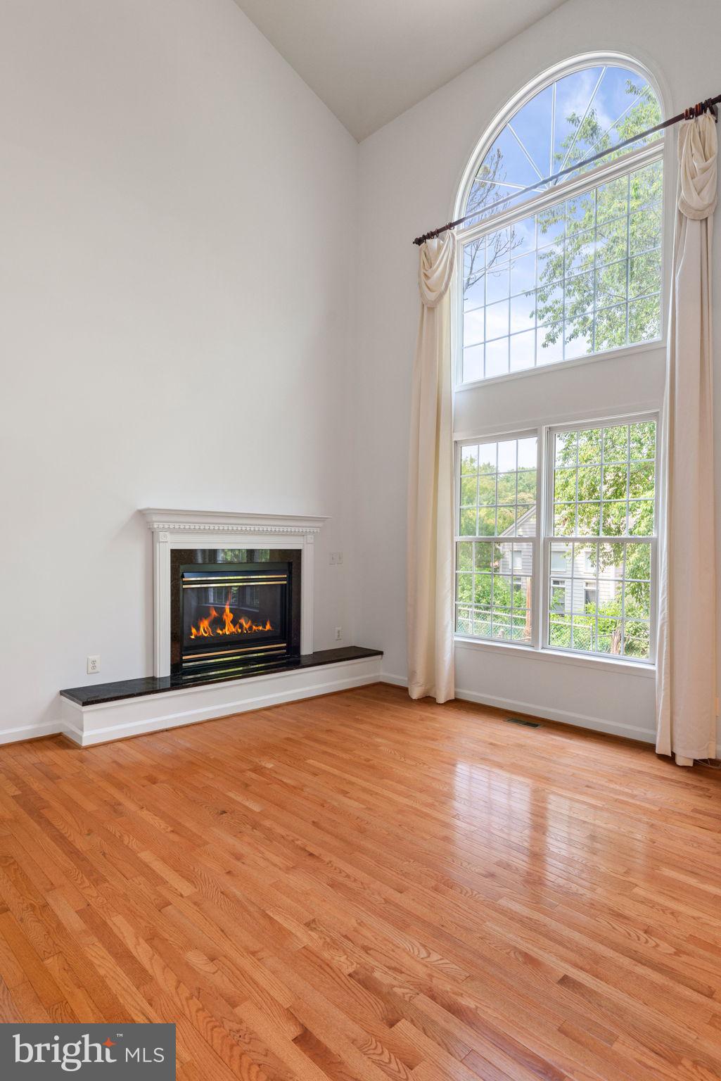 PT ROCKVILLE OUT RES. 3 - Residential