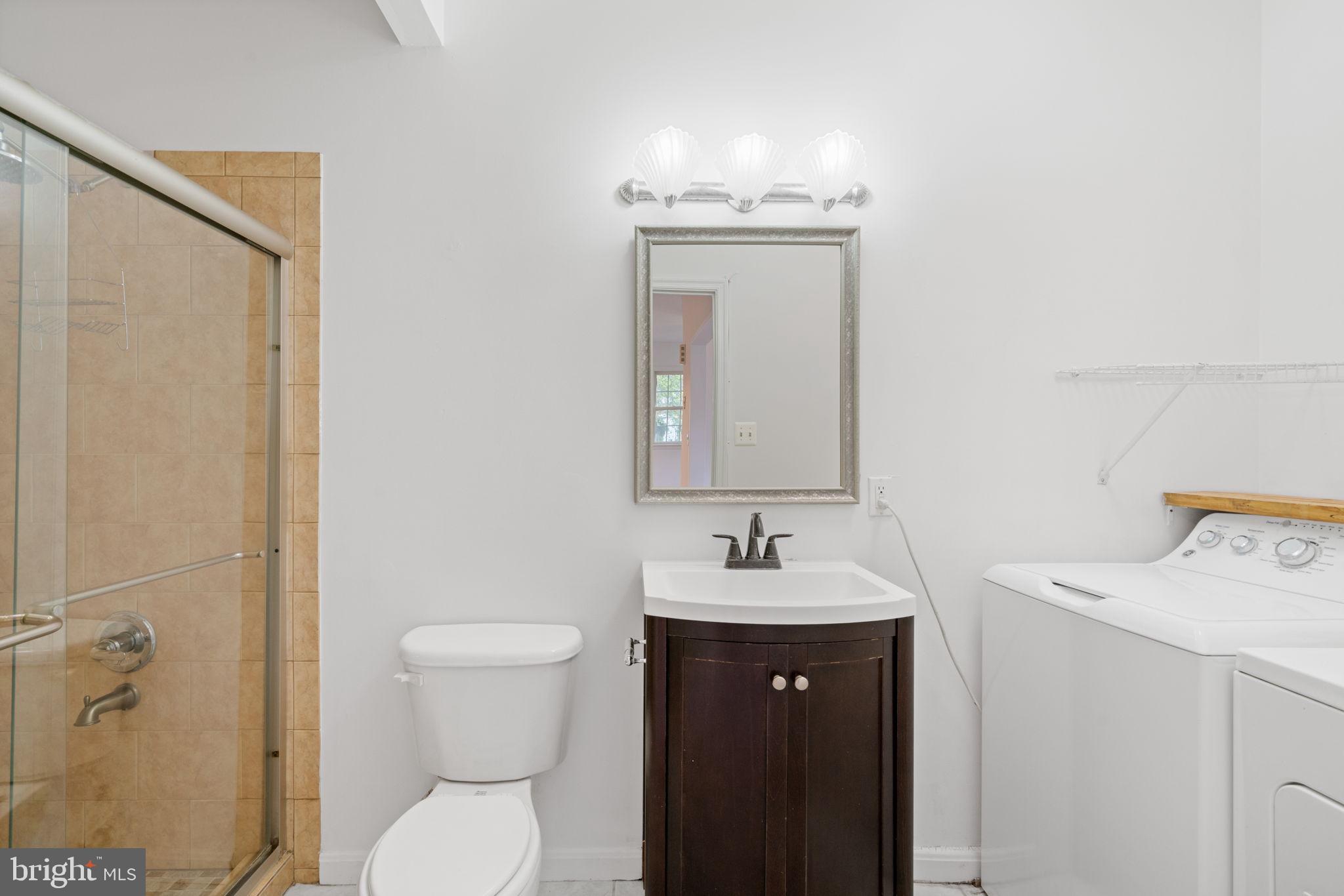 PT ROCKVILLE OUT RES. 3 - Residential