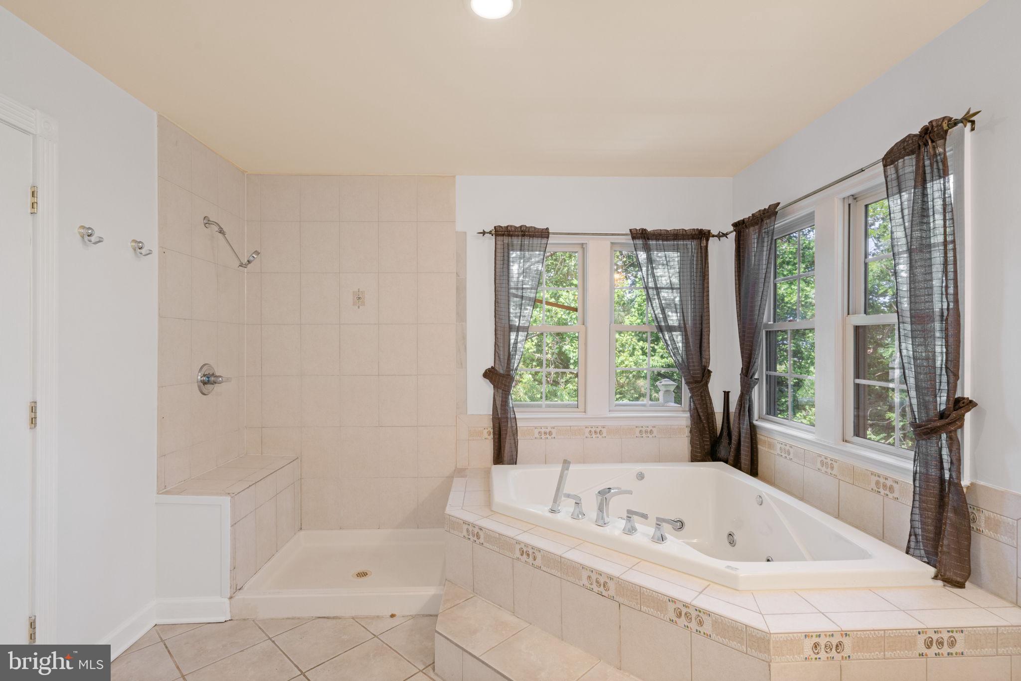 PT ROCKVILLE OUT RES. 3 - Residential