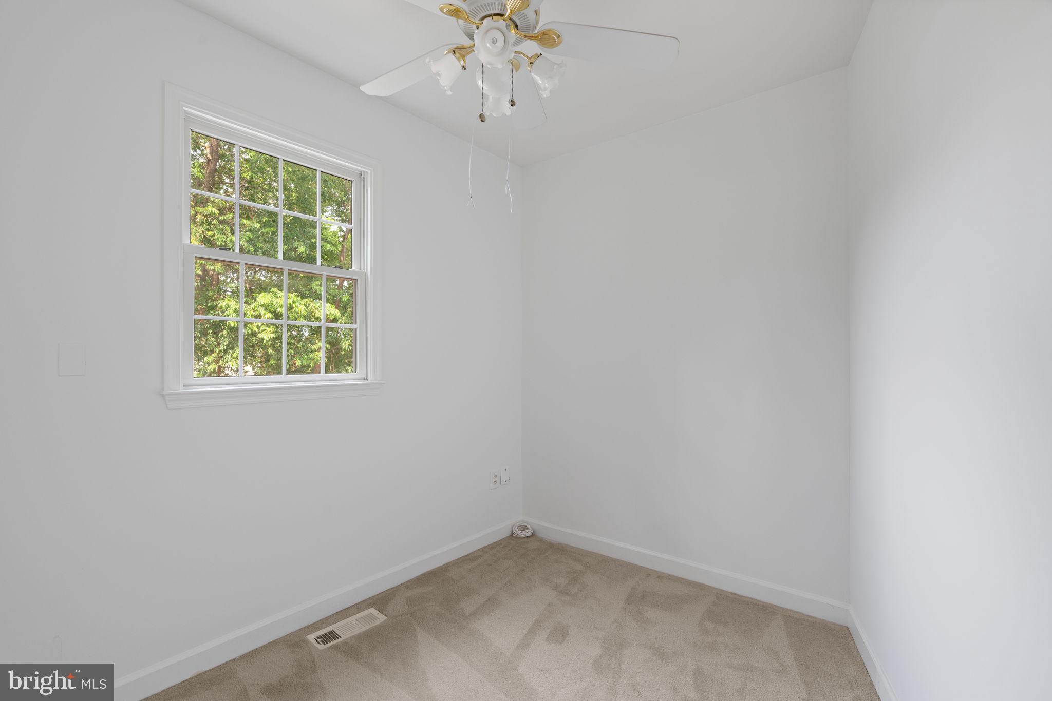 PT ROCKVILLE OUT RES. 3 - Residential