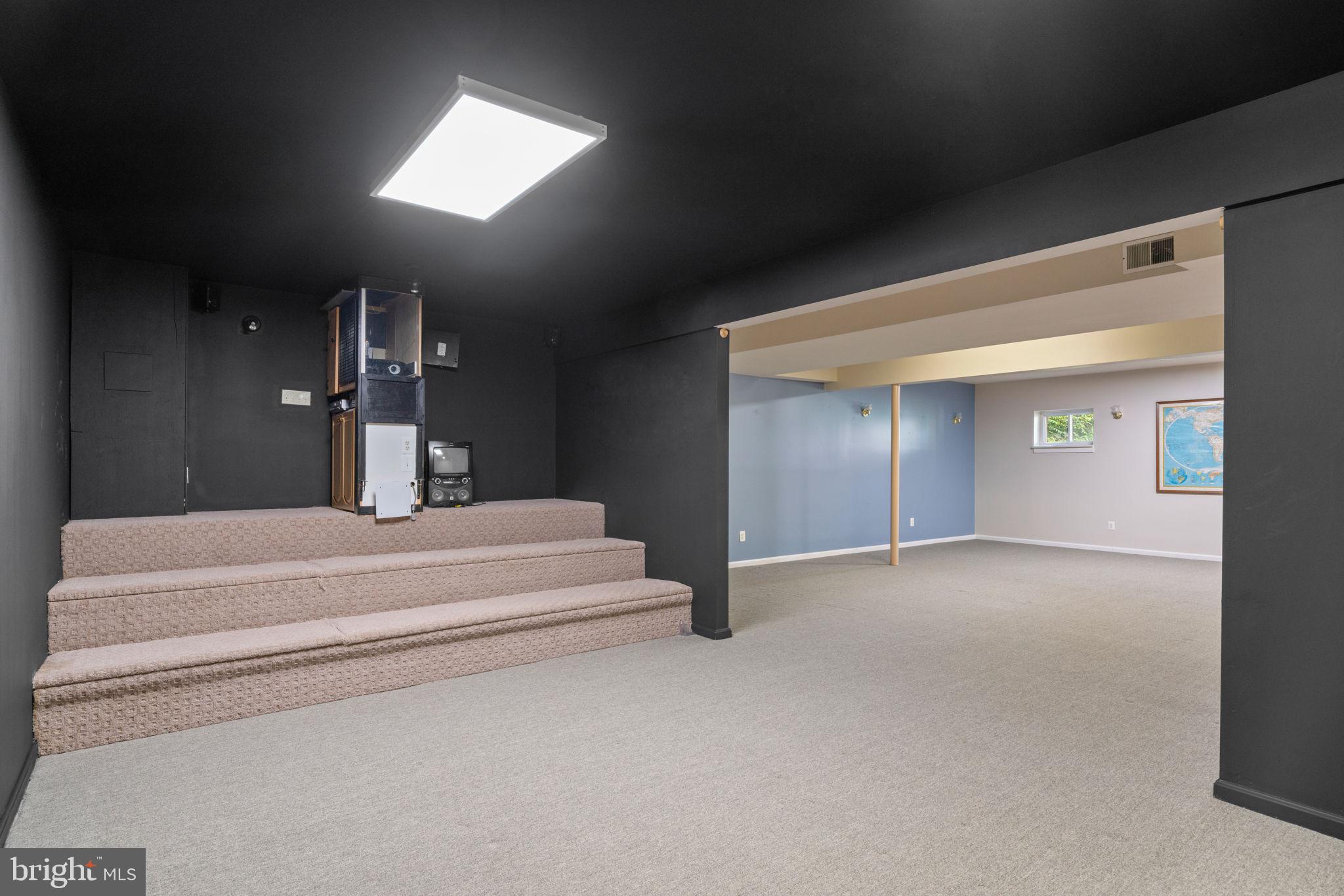 PT ROCKVILLE OUT RES. 3 - Residential