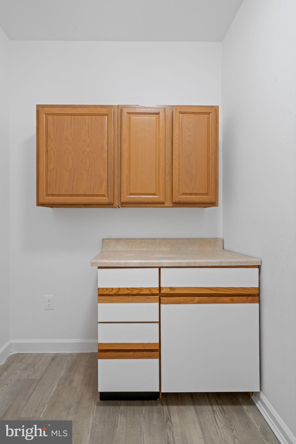 PT ROCKVILLE OUT RES. 3 - Residential