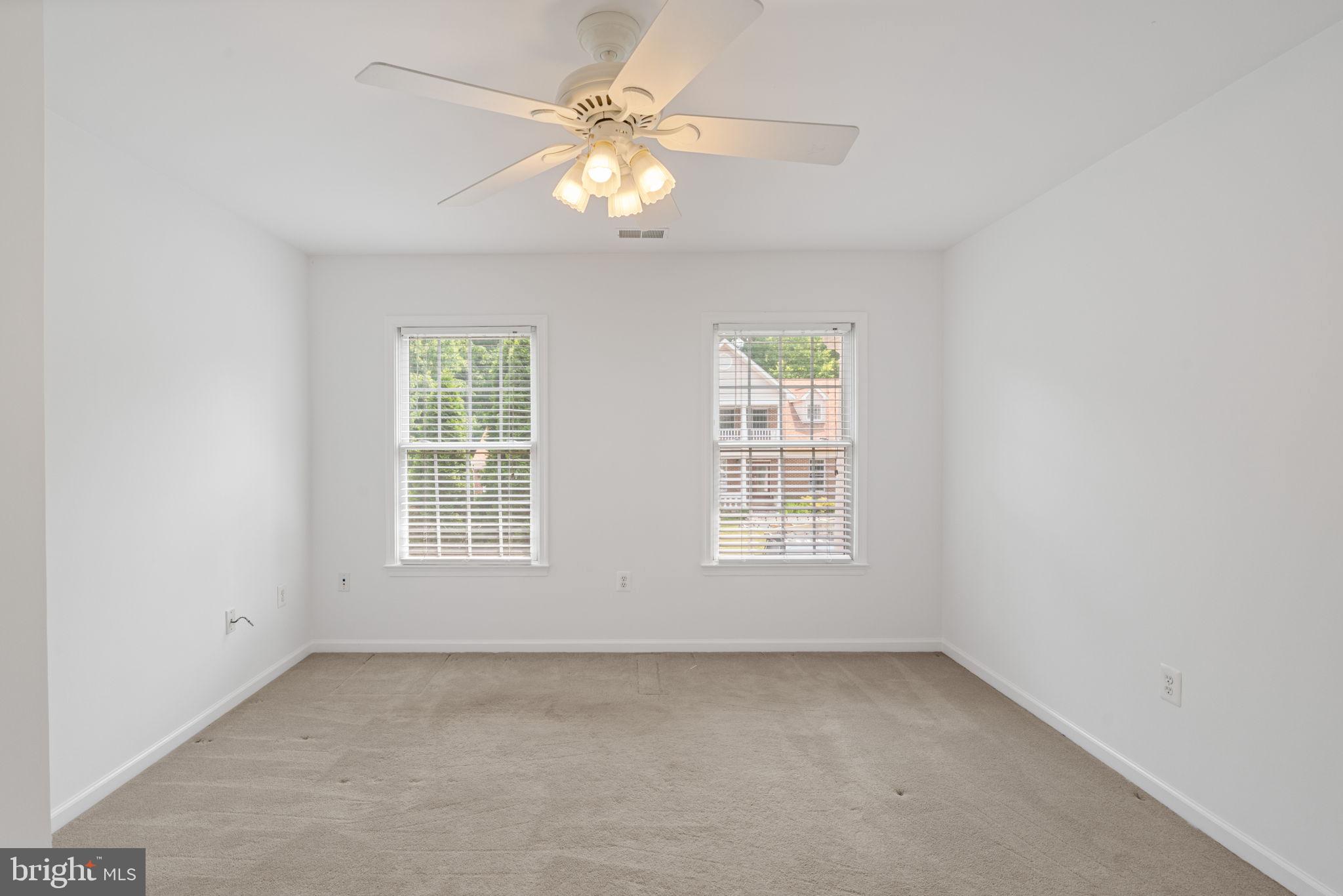 PT ROCKVILLE OUT RES. 3 - Residential