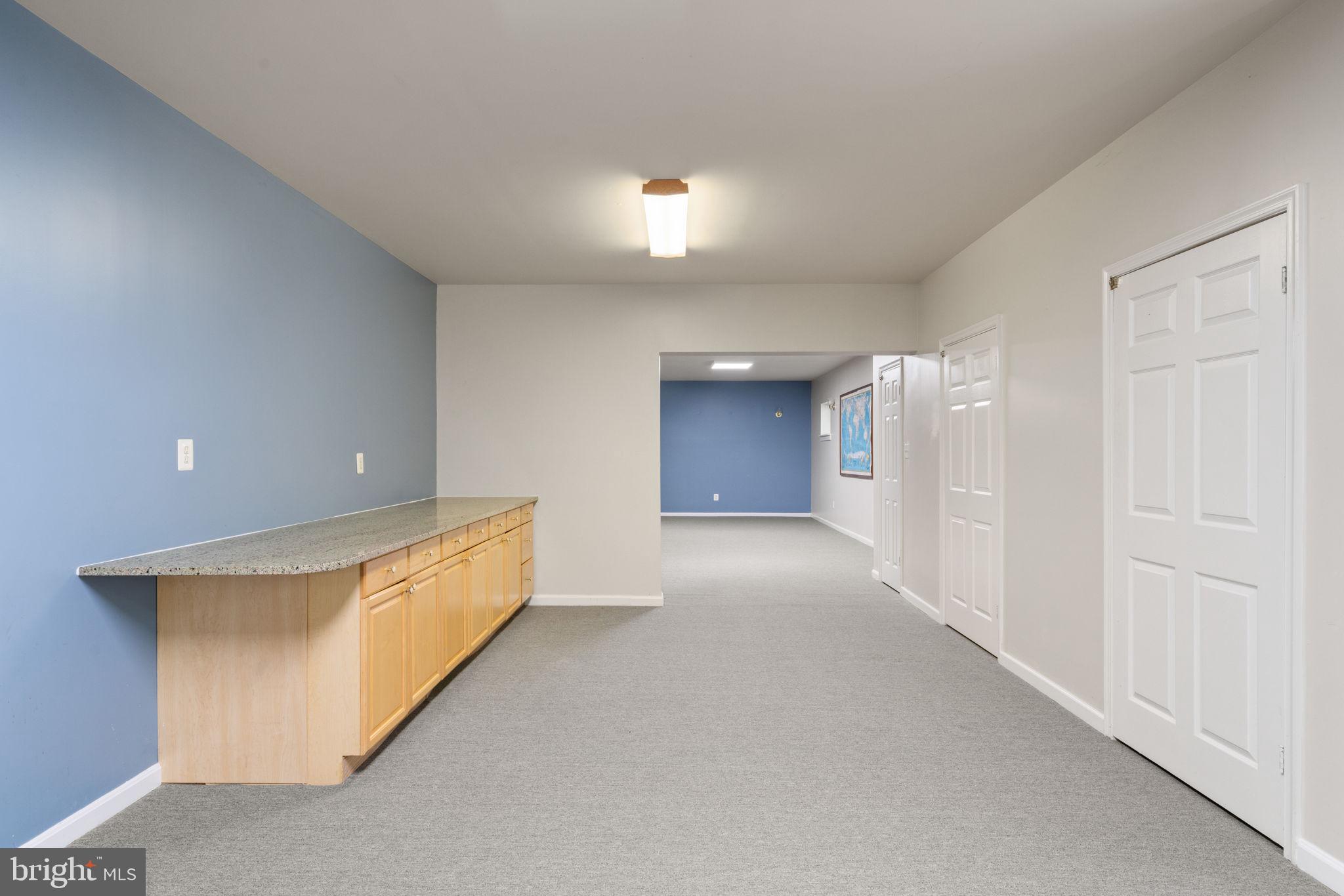 PT ROCKVILLE OUT RES. 3 - Residential