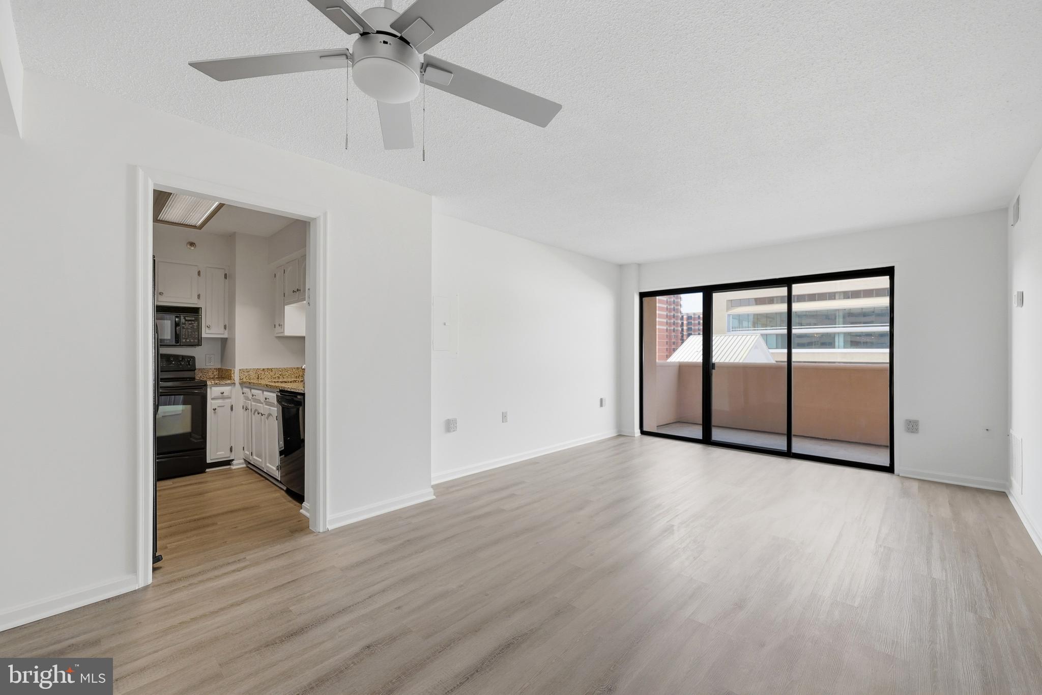 1301 N COURTHOUSE ROAD 1205