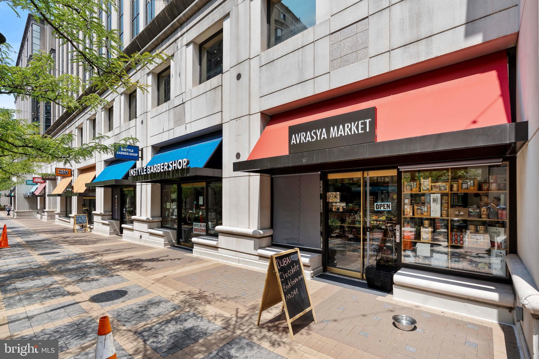 1301 N COURTHOUSE ROAD 1205