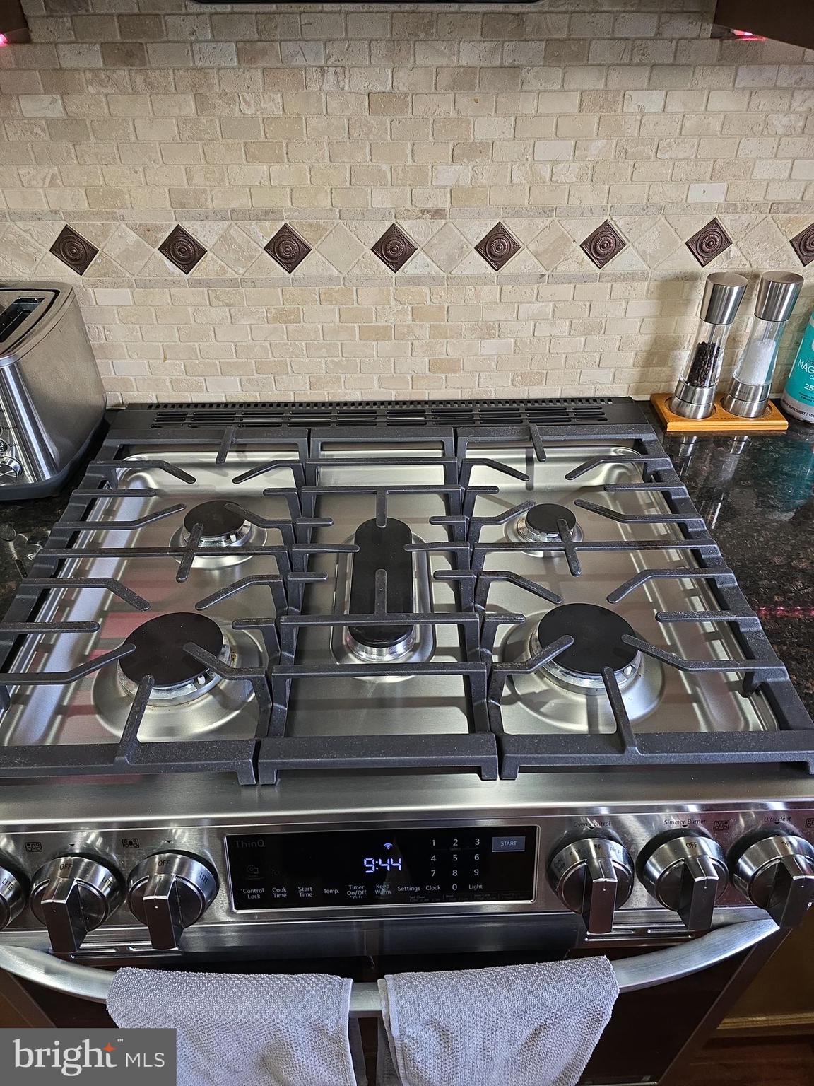 PEMBROOKE/VICTORY LAKES - Residential