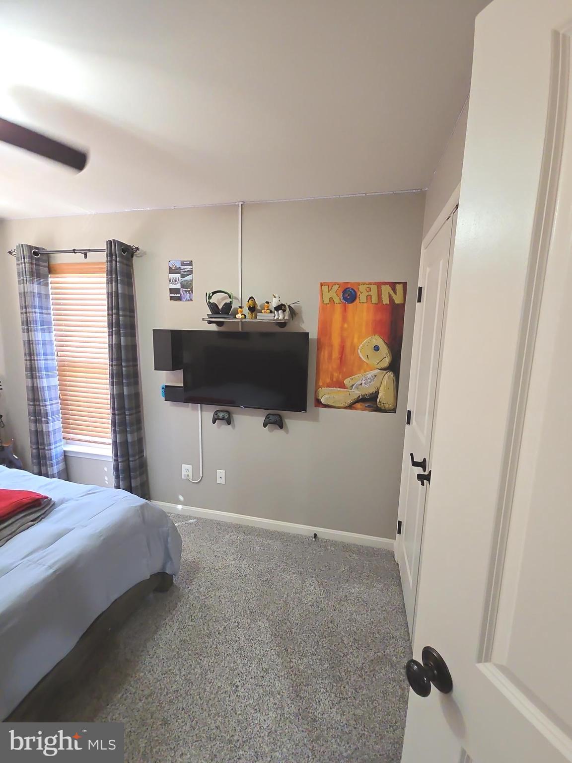 PEMBROOKE/VICTORY LAKES - Residential