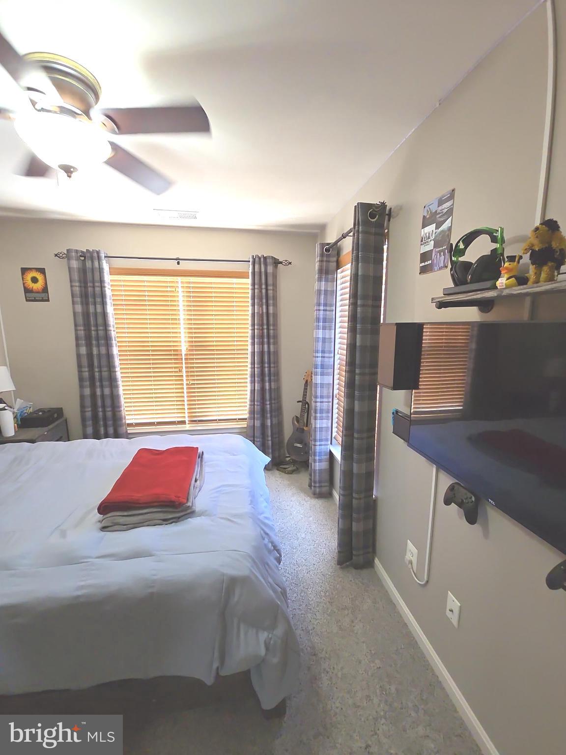 PEMBROOKE/VICTORY LAKES - Residential