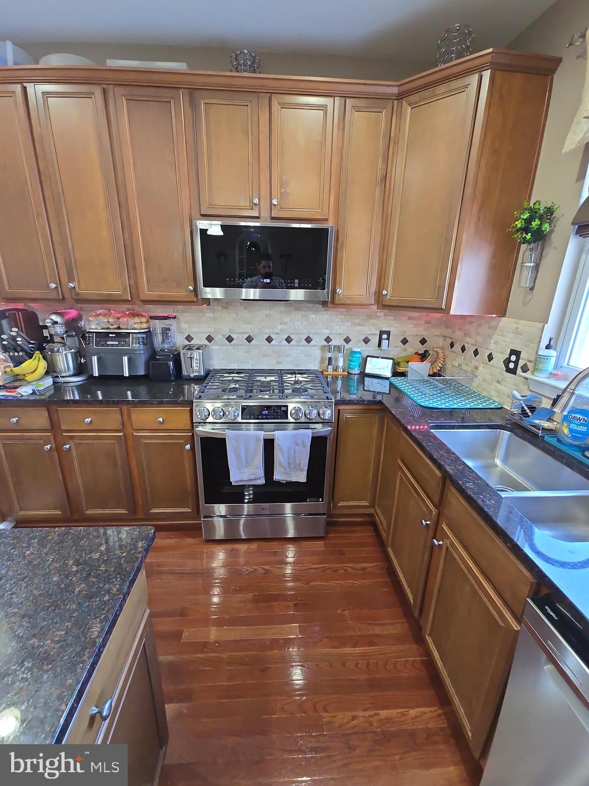 PEMBROOKE/VICTORY LAKES - Residential