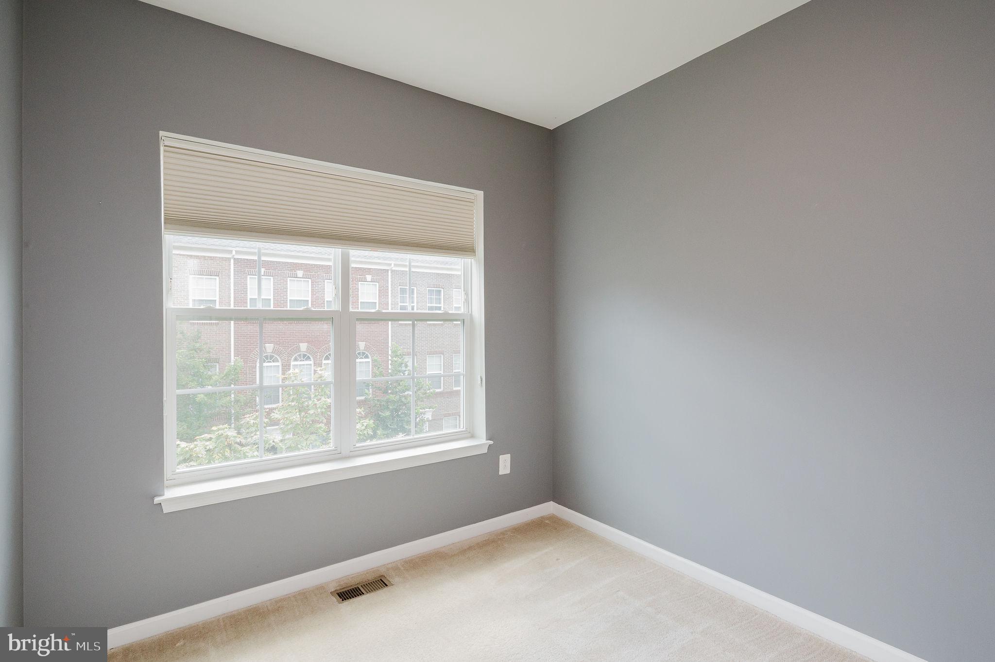 BRICK YARD STATION - Residential