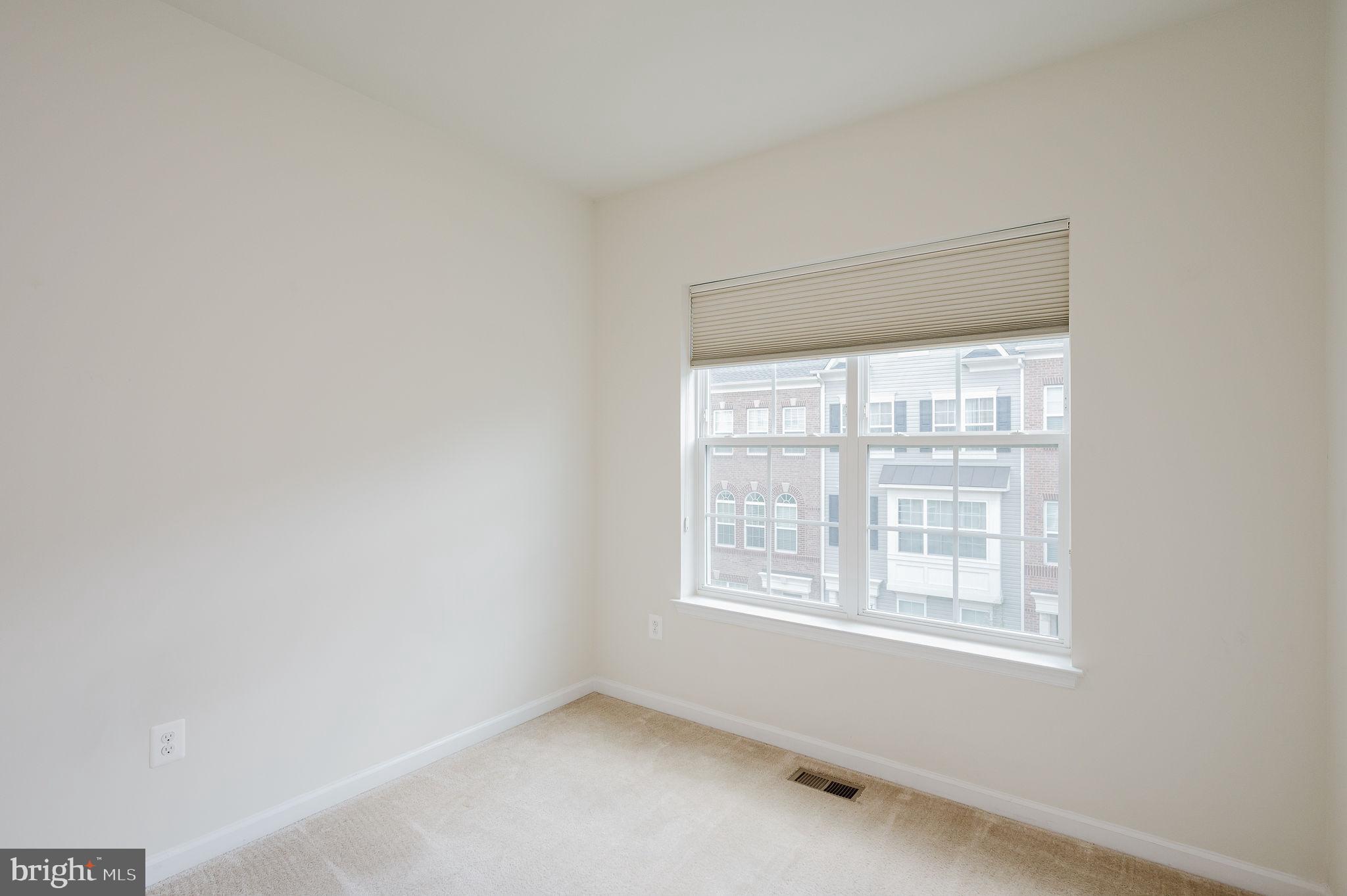 BRICK YARD STATION - Residential