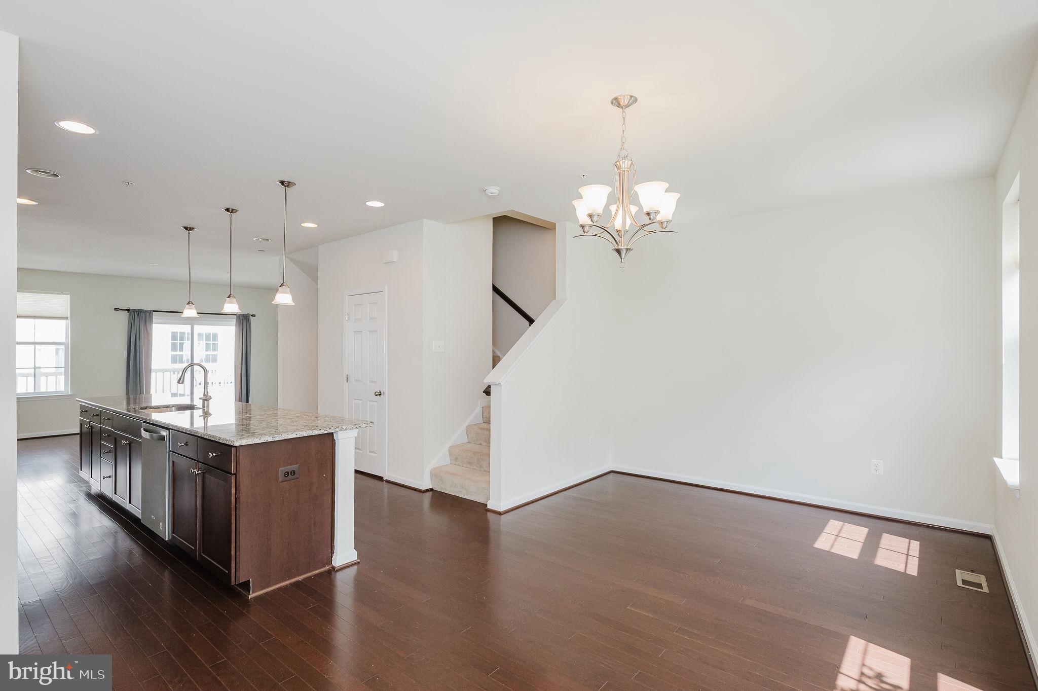 BRICK YARD STATION - Residential