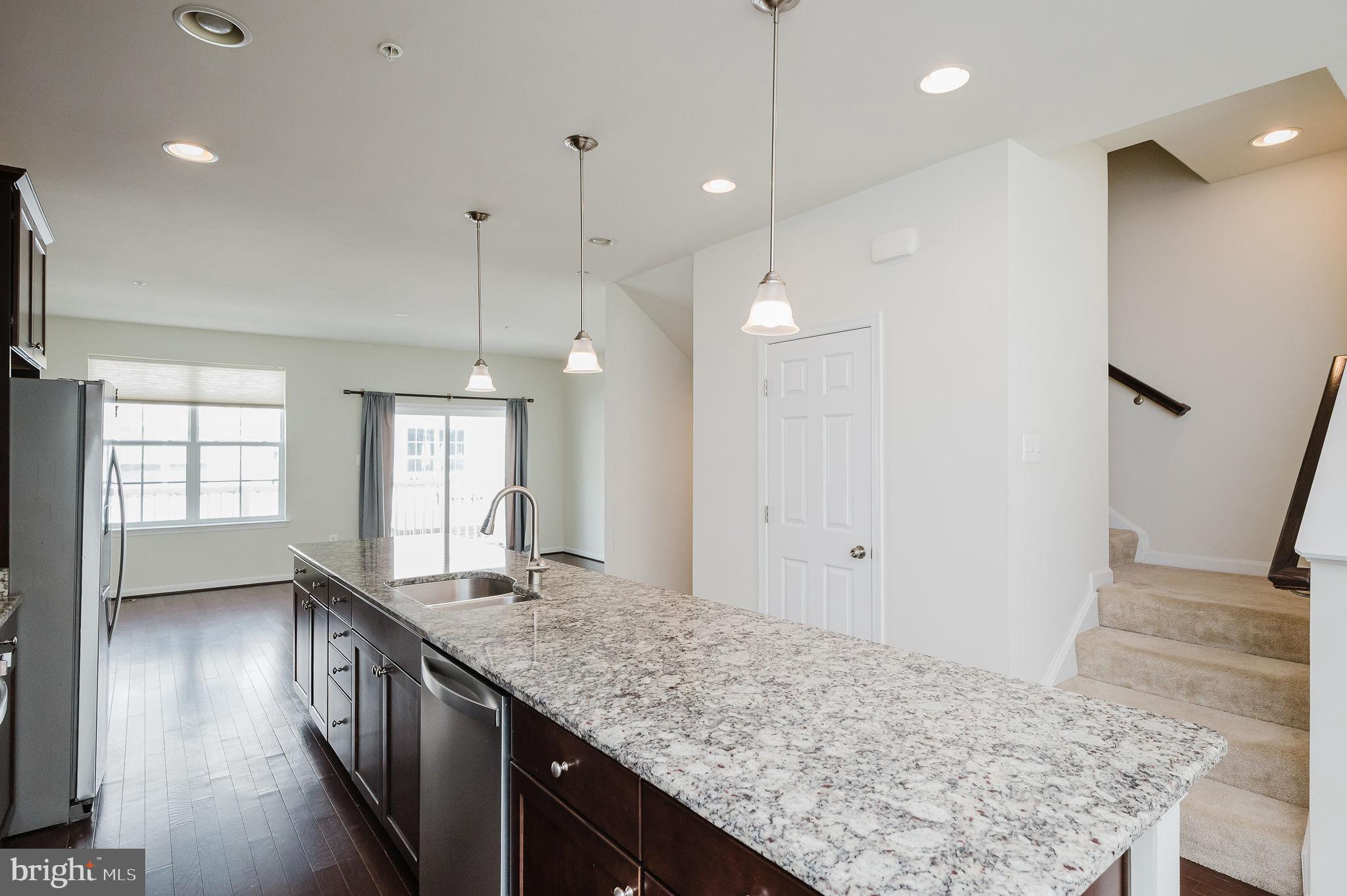 BRICK YARD STATION - Residential