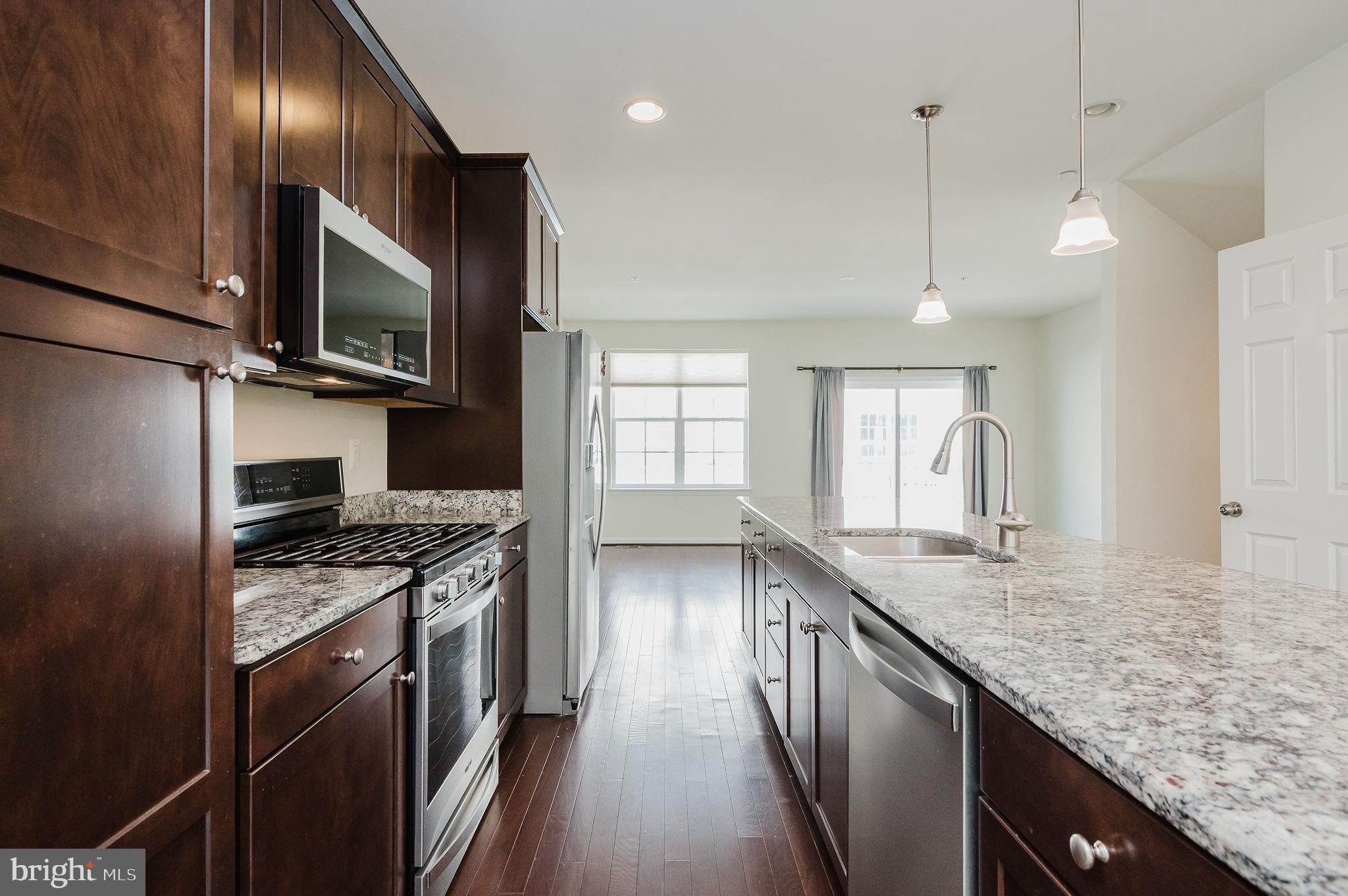 BRICK YARD STATION - Residential