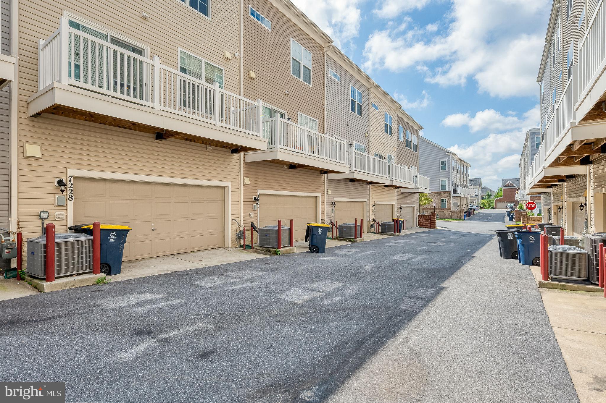 BRICK YARD STATION - Residential