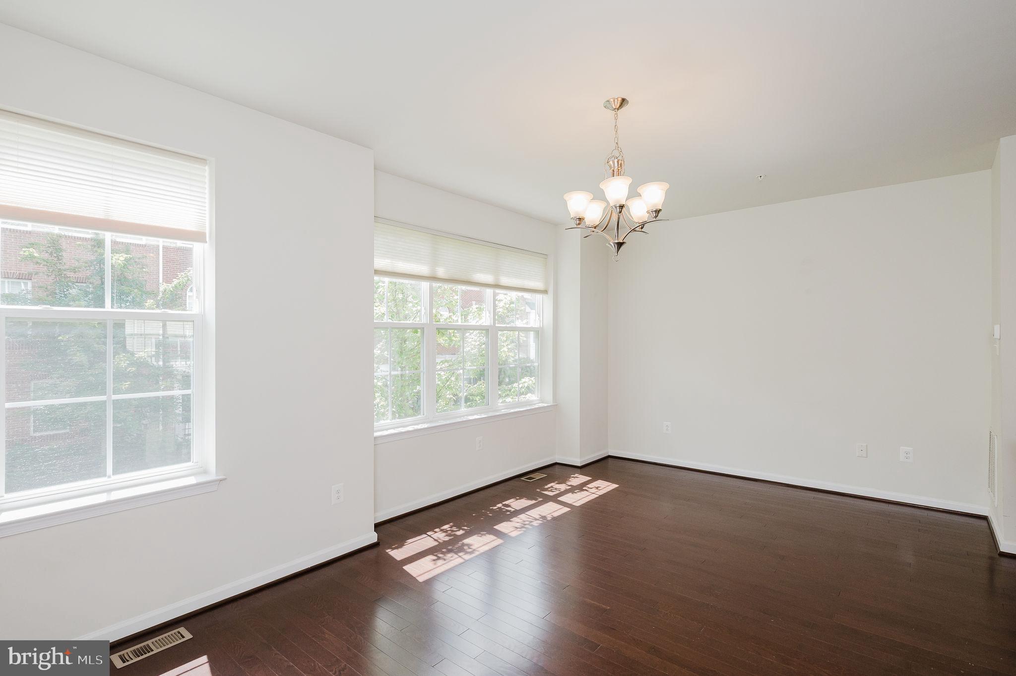 BRICK YARD STATION - Residential