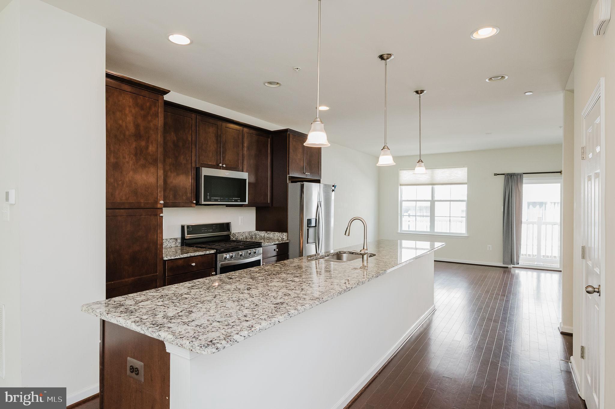 BRICK YARD STATION - Residential