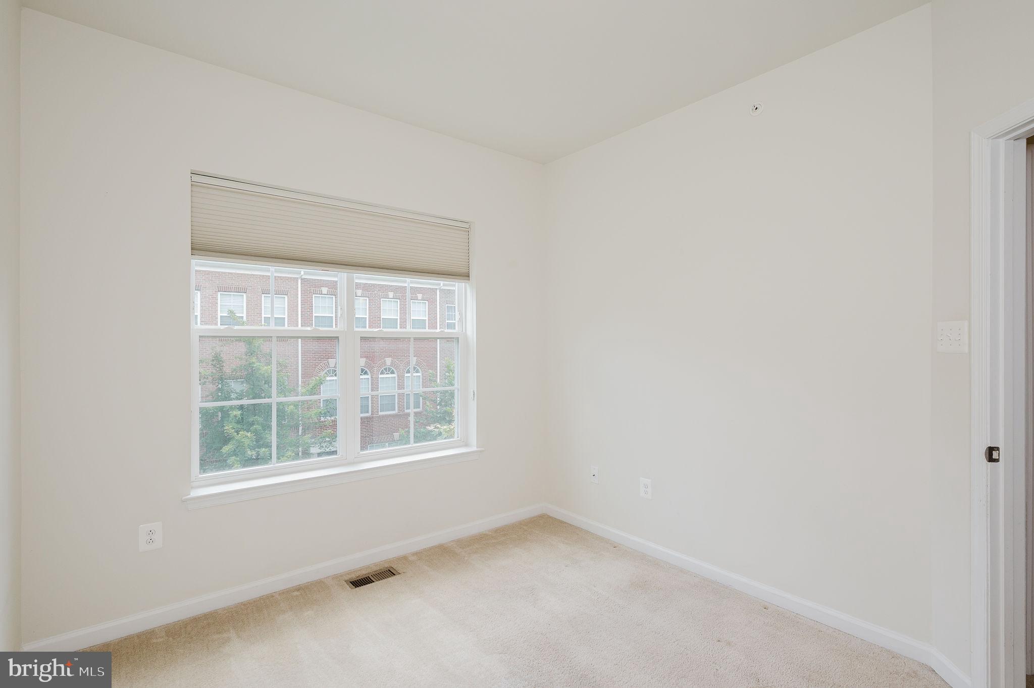 BRICK YARD STATION - Residential