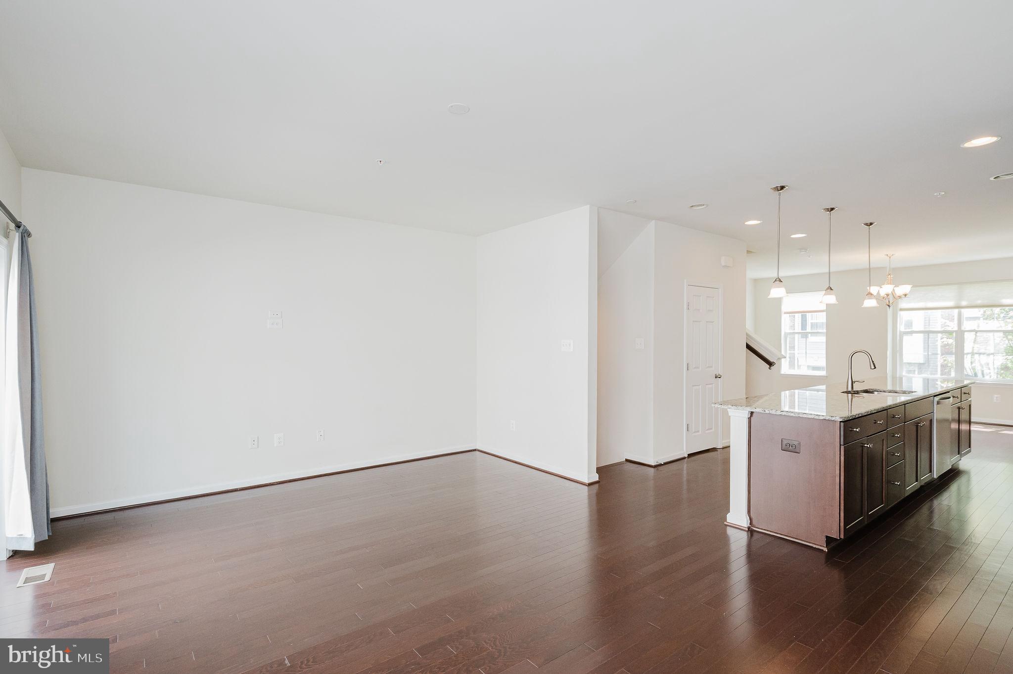 BRICK YARD STATION - Residential