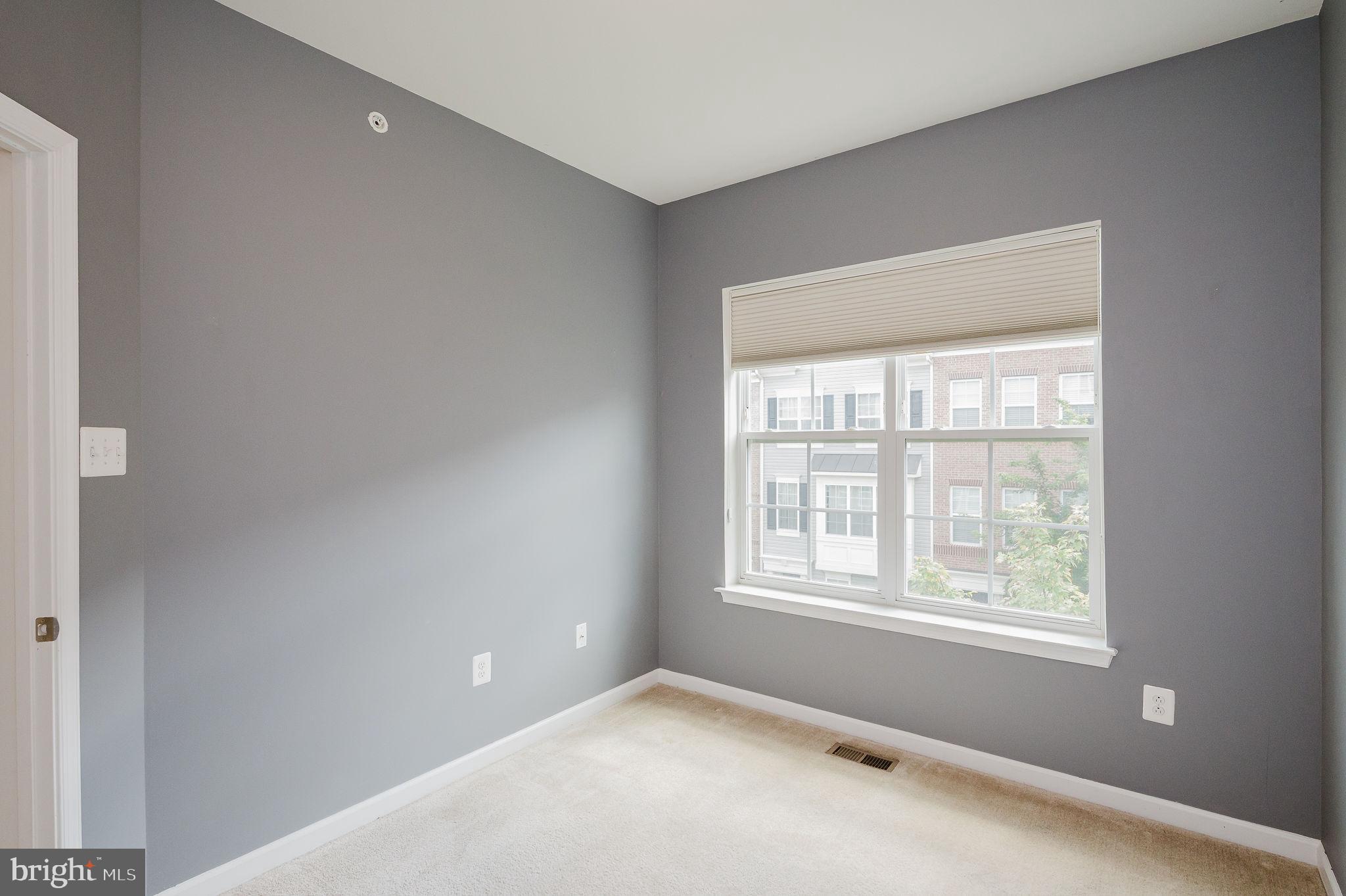 BRICK YARD STATION - Residential