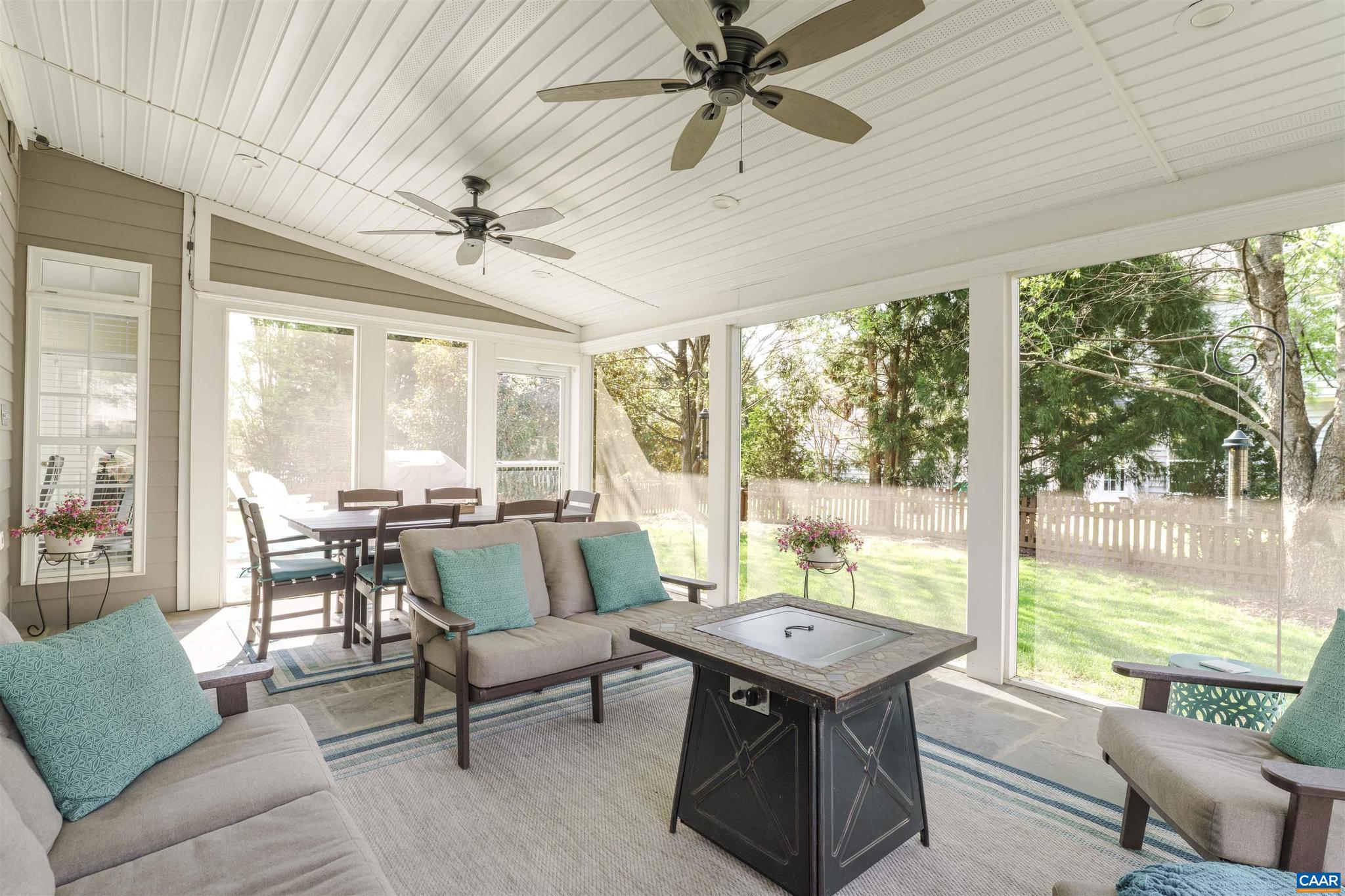 GRAYROCK - Residential