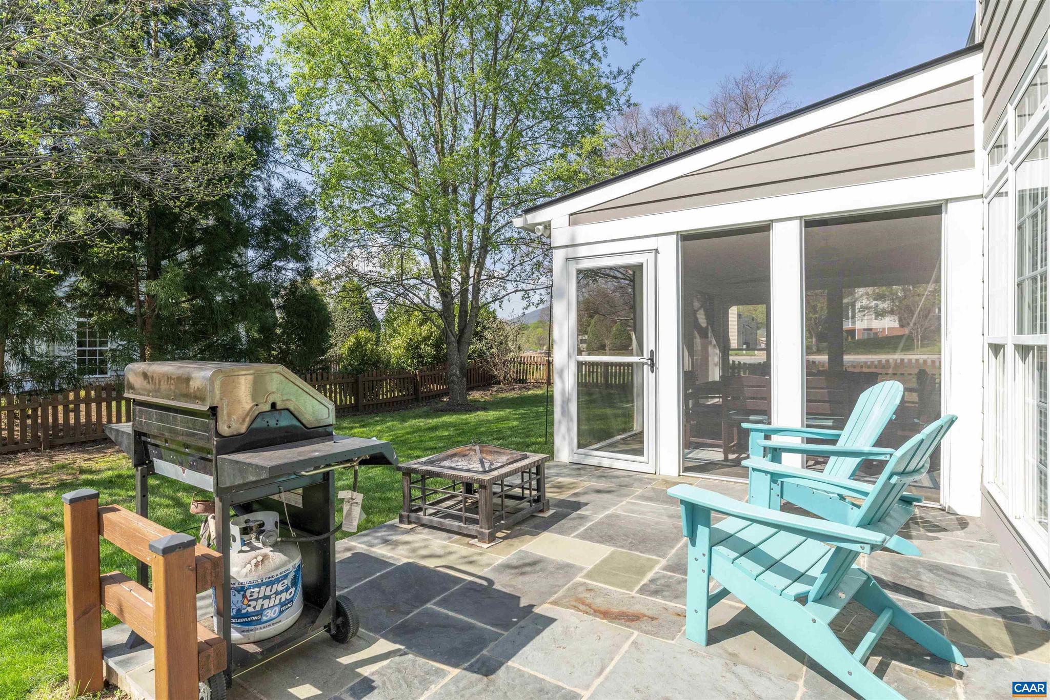 GRAYROCK - Residential