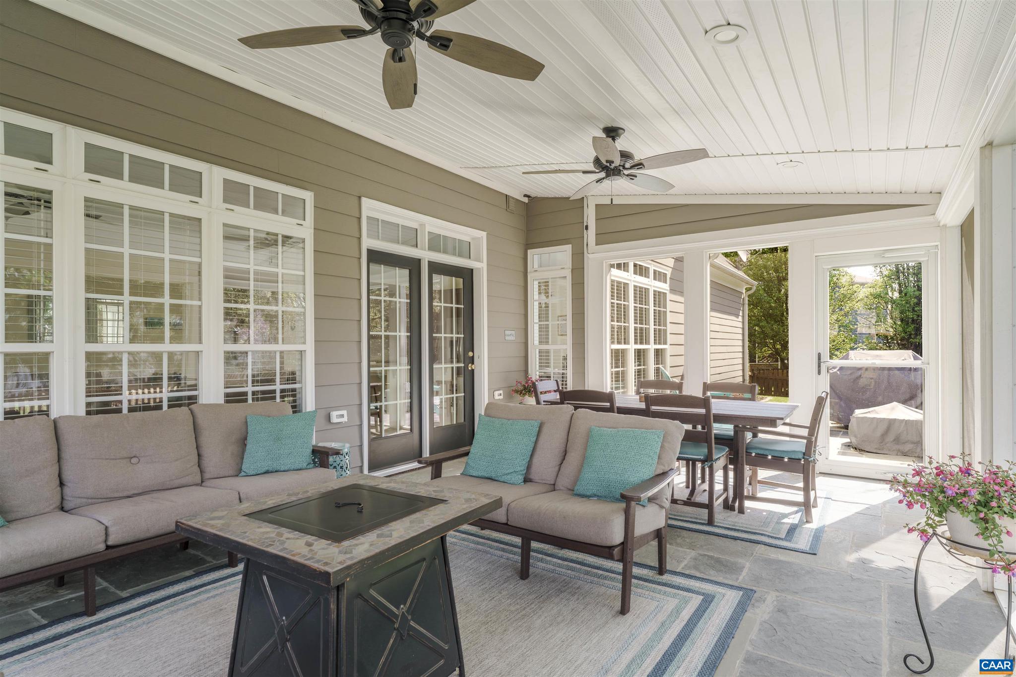 GRAYROCK - Residential